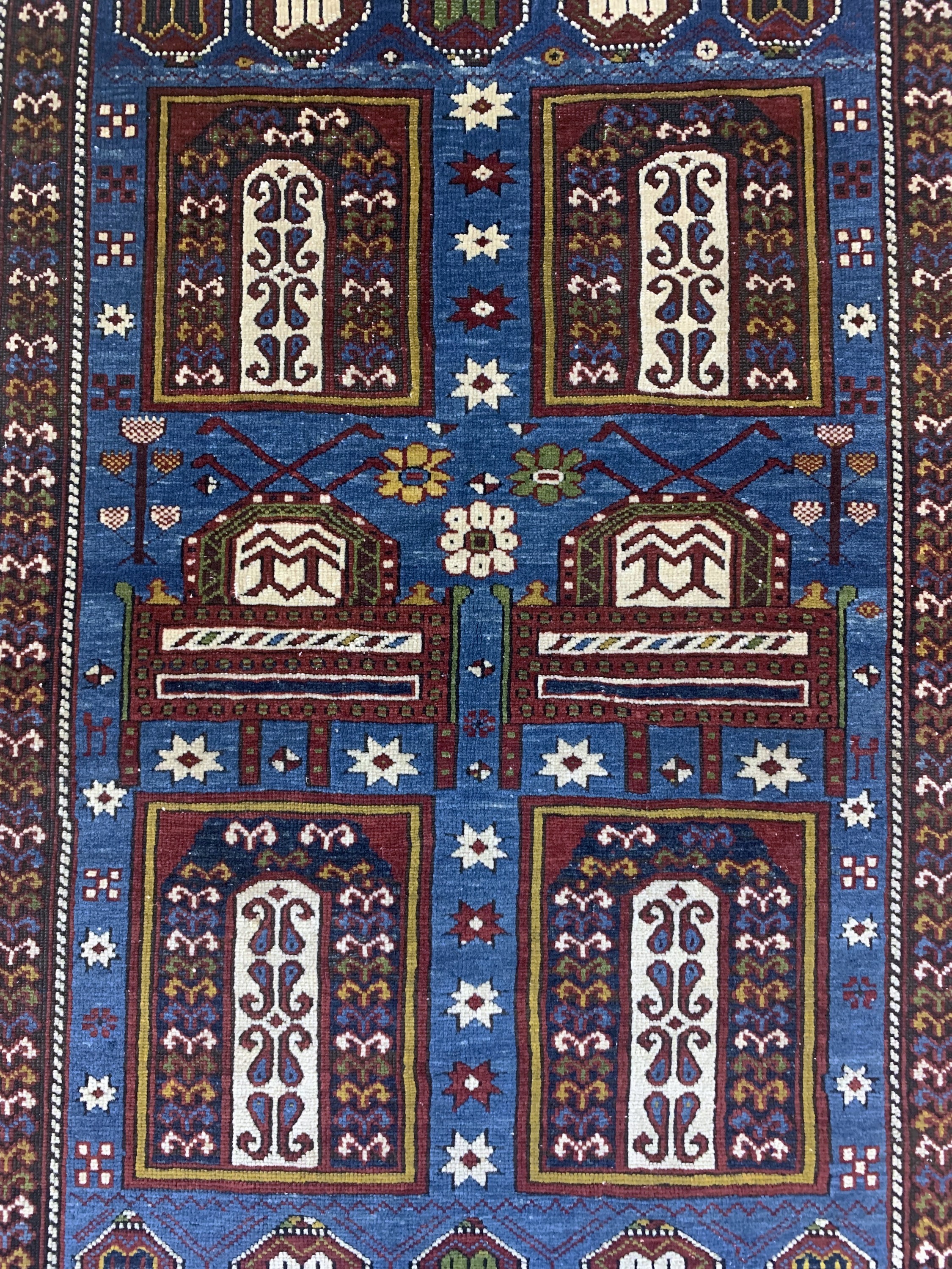 Detail e: "Tachteh"Schirwan, Kaukasus, 19.Jhd, Wolle auf Wolle, ca. 193 x 129 cm, EHZ: 2