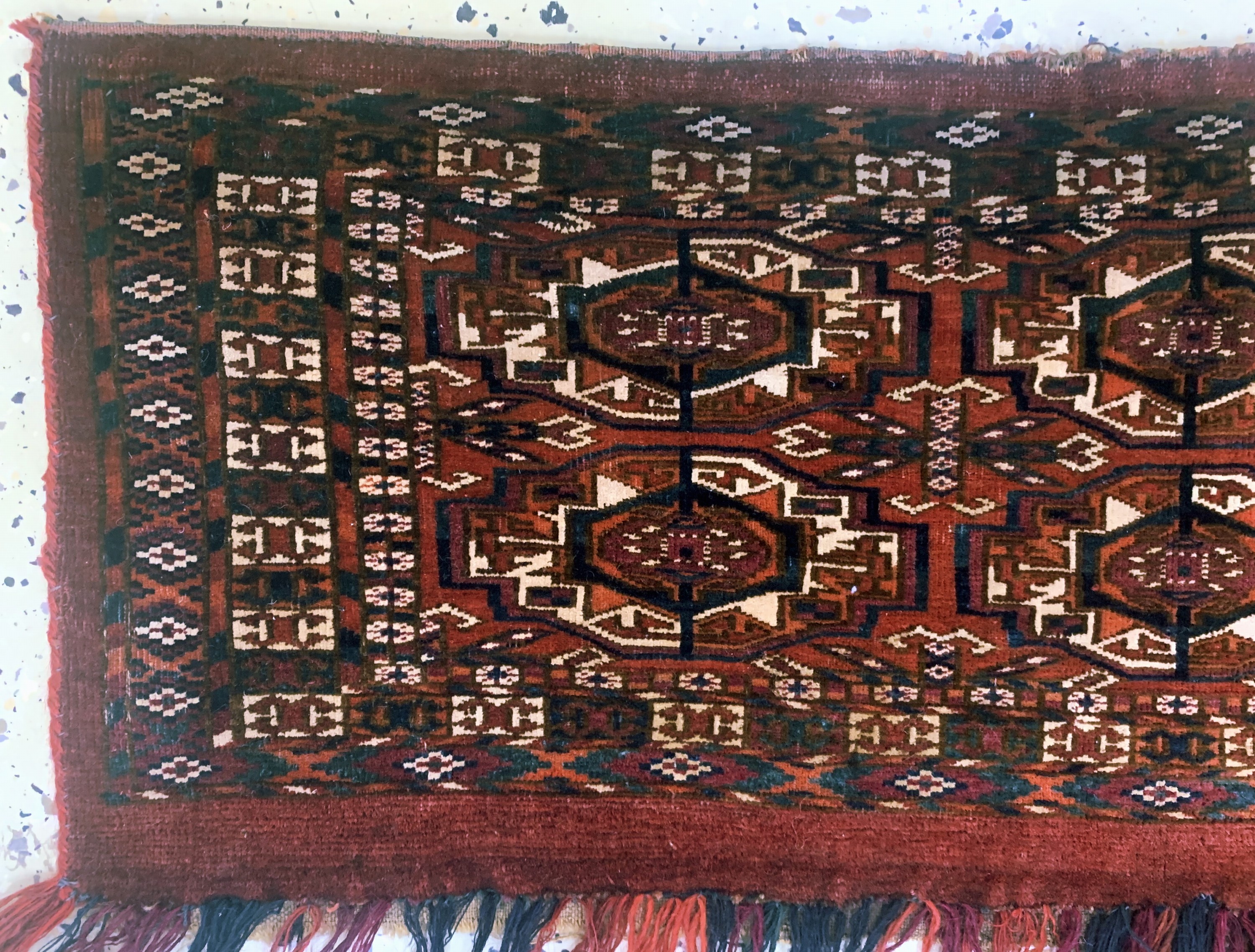Detail a: Tekke"Torba"fein, Turkmenistan, 19.Jhd, Wolle auf Wolle, ca. 80 x 34 cm, EHZ: 2-3