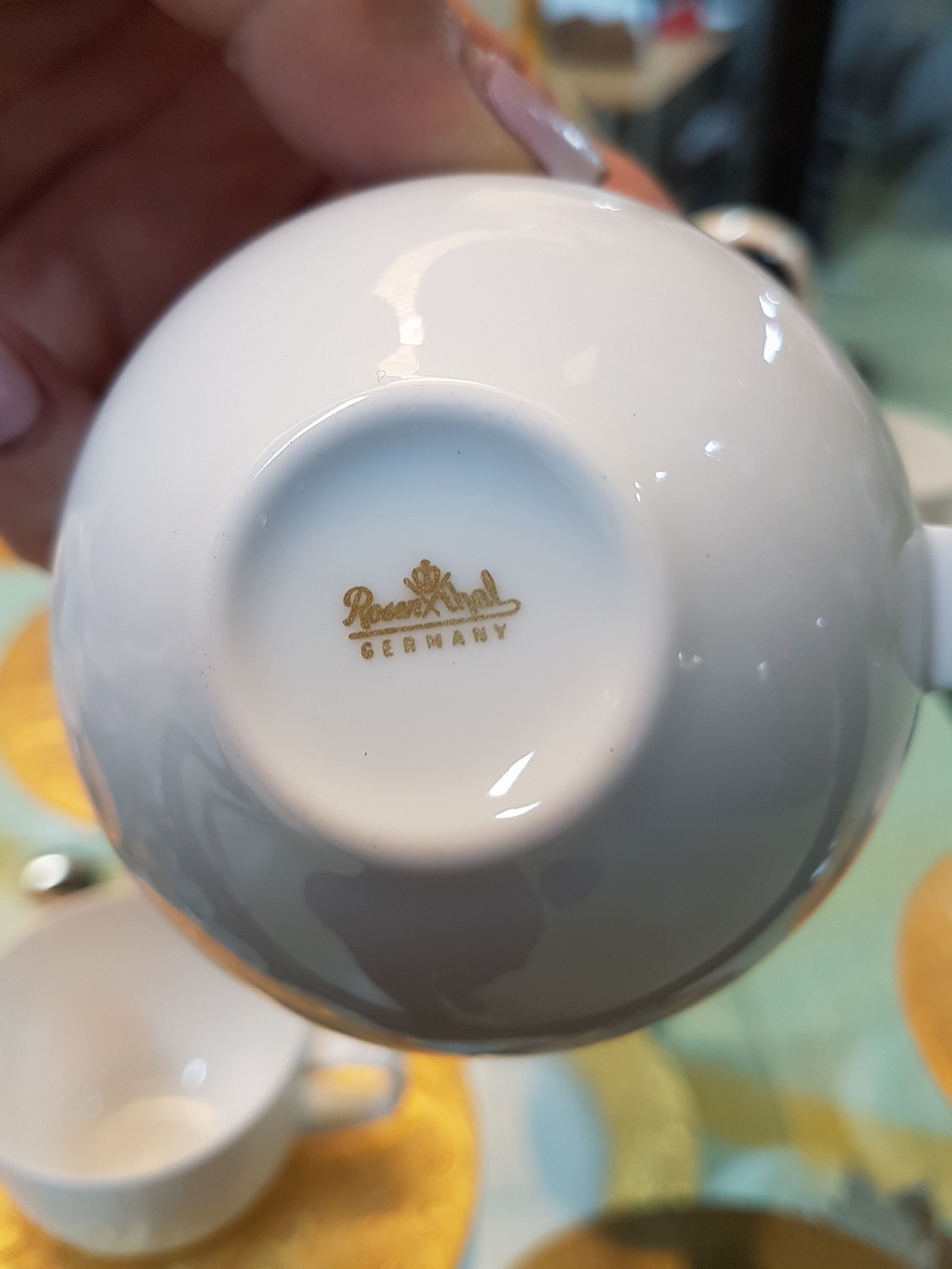 Detail f: Mokka- bzw. Espressoservice für 6 Personen, Rosenthal, Zauberflöte Sarasto, Entw. Björn Wiinblad, Kanne, 6 Tassen mit Untertassen, Sahnegießer ...