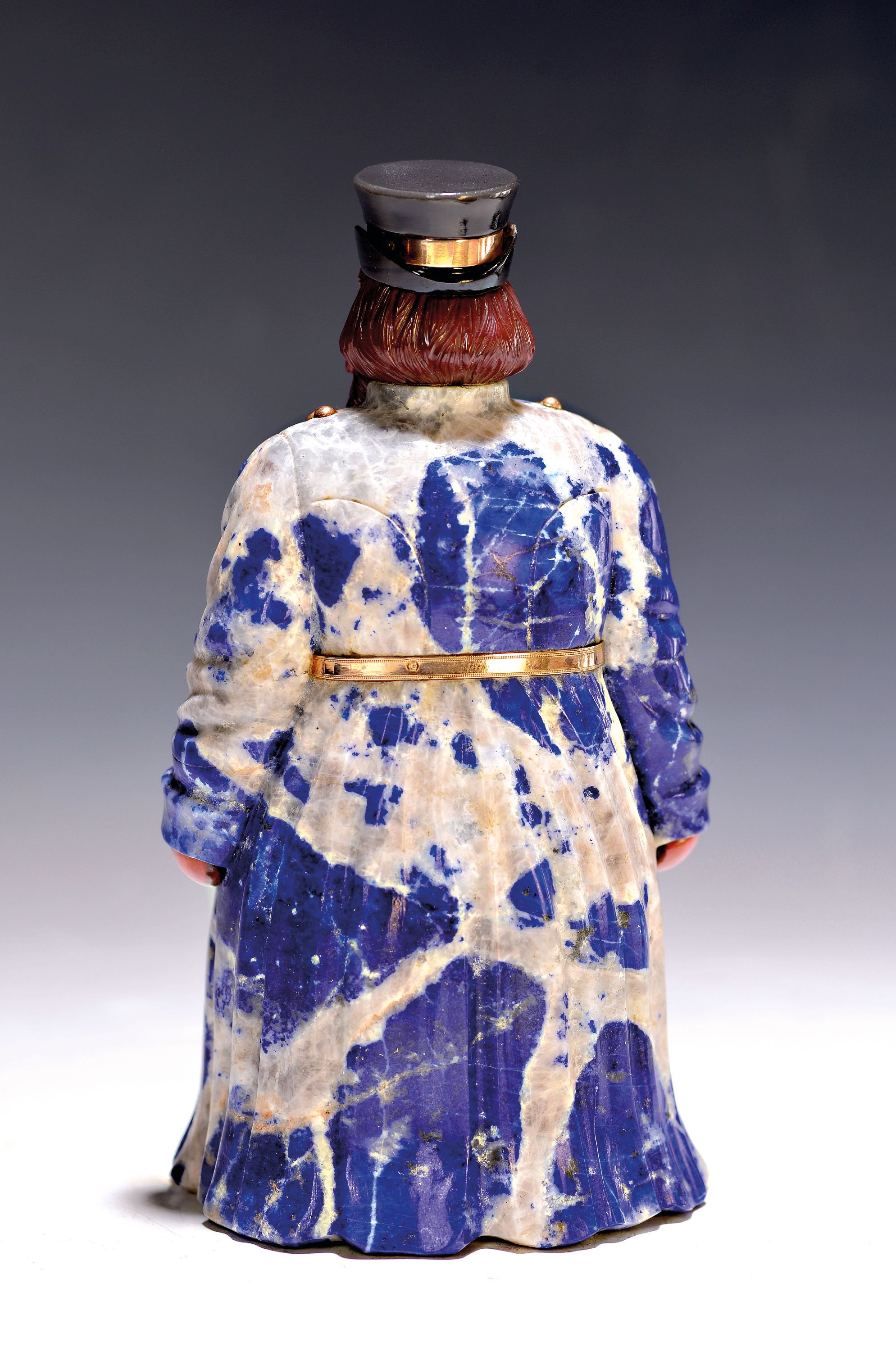 Detail b: Lapislazuli-Figur in der Art Faberge, "Kutscher", Russland, 1908-1917, naturalistische Darstellung aus Halbedelsteinen gefertigt, ...
