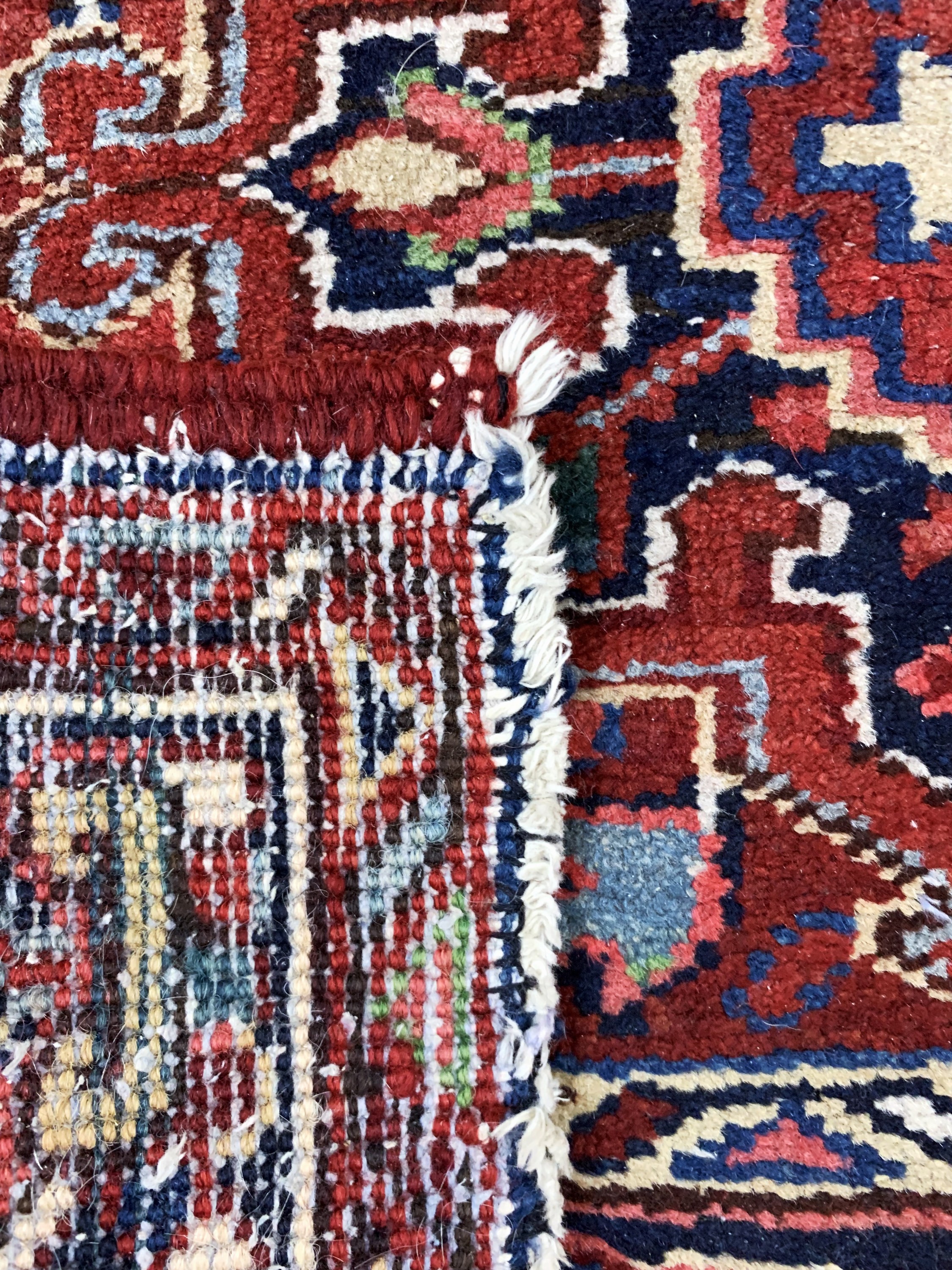 Detail e: Heriz alt, Persien, Anfang 20.Jhd, Wolle auf Baumwolle, ca. 145 x 97 cm, EHZ: 2