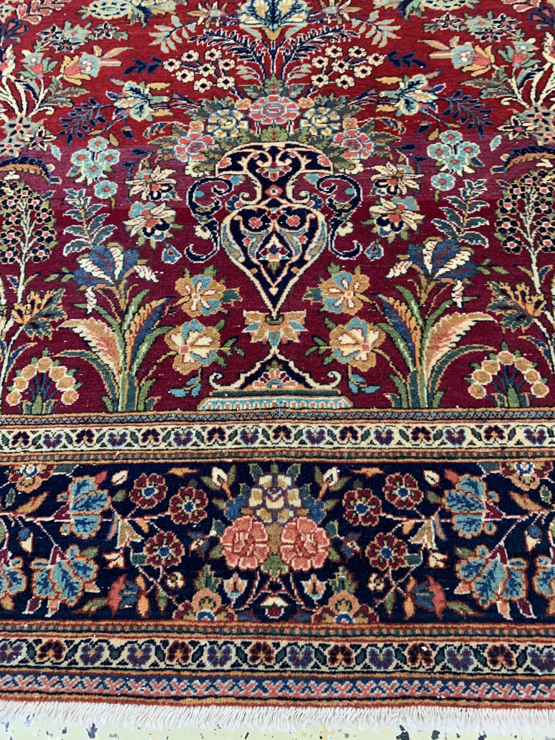Detail b: Keschan Kork alt, Persien, Anfang 20.Jhd, Korkwolle auf Baumwolle, ca. 200 x 130 cm, Mottenfraß, EHZ: 2, fachkundig gereinigt
