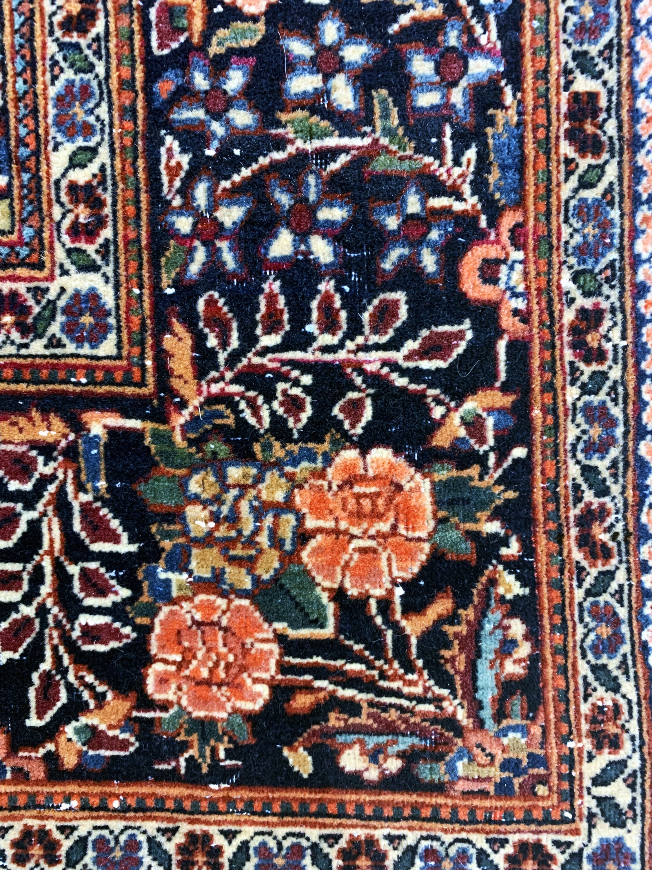 Detail g: Keschan Kork alt, Persien, Anfang 20.Jhd, Korkwolle auf Baumwolle, ca. 200 x 130 cm, Mottenfraß, EHZ: 2, fachkundig gereinigt