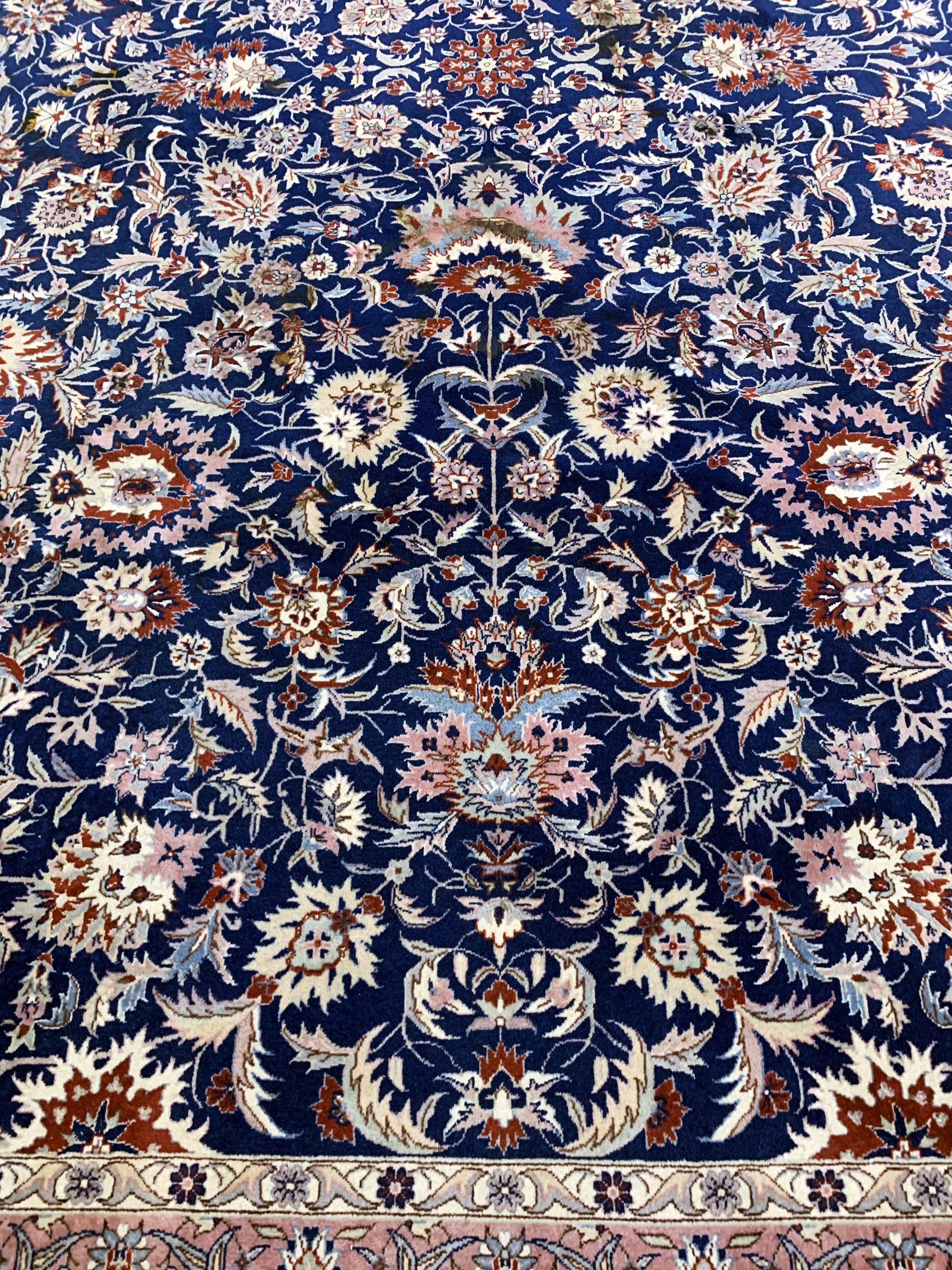 Detail h: Esfahan fein, China, Ende 20.Jhd, Korkwolleauf Baumwolle, ca. 353 x 253 cm, EHZ: 1-2