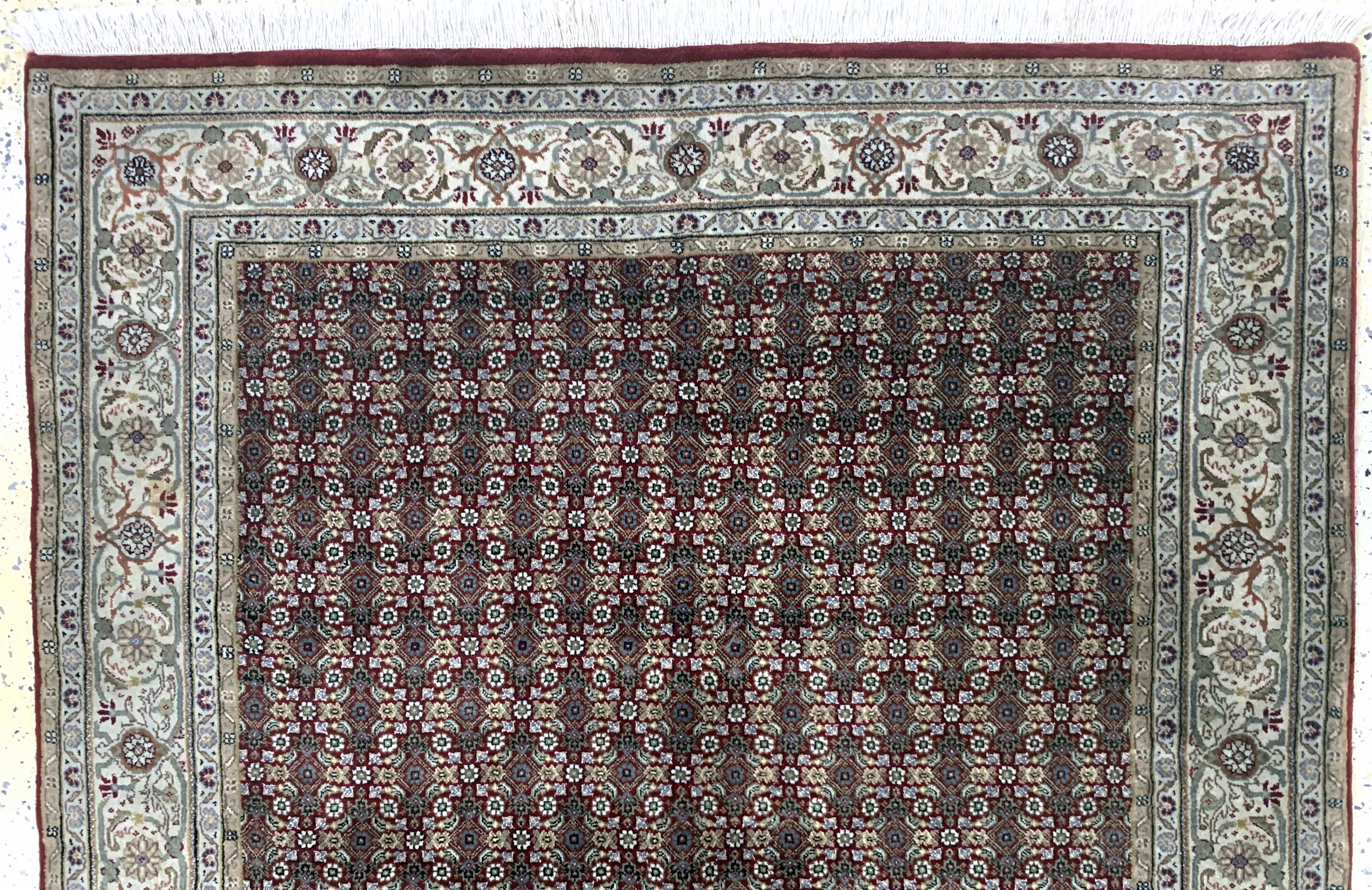 Detail a: Täbriz fein, Indien, Ende 20.Jhd, Korkwollemit Seide, ca. 200 x 145 cm, EHZ: 2