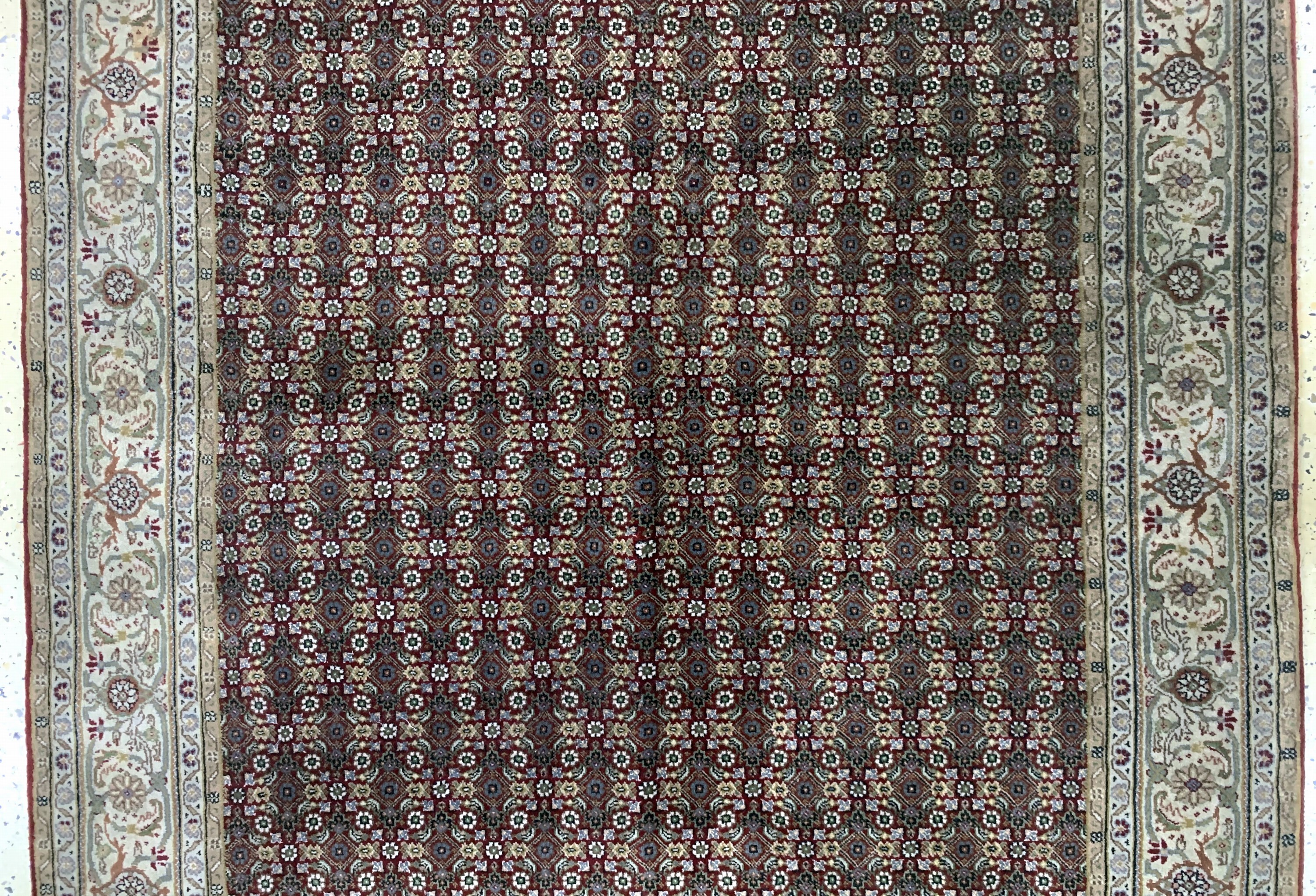 Detail b: Täbriz fein, Indien, Ende 20.Jhd, Korkwollemit Seide, ca. 200 x 145 cm, EHZ: 2
