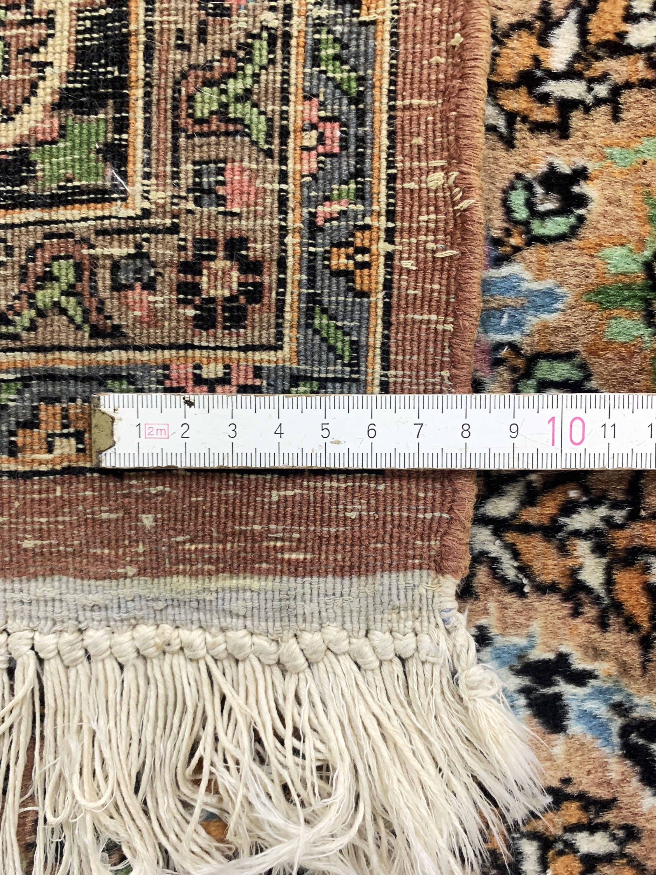 Detail e: Lahor fein, Pakistan, Ende 20.Jhd, Korkwolle, ca. 210 x 140 cm, EHZ: 2