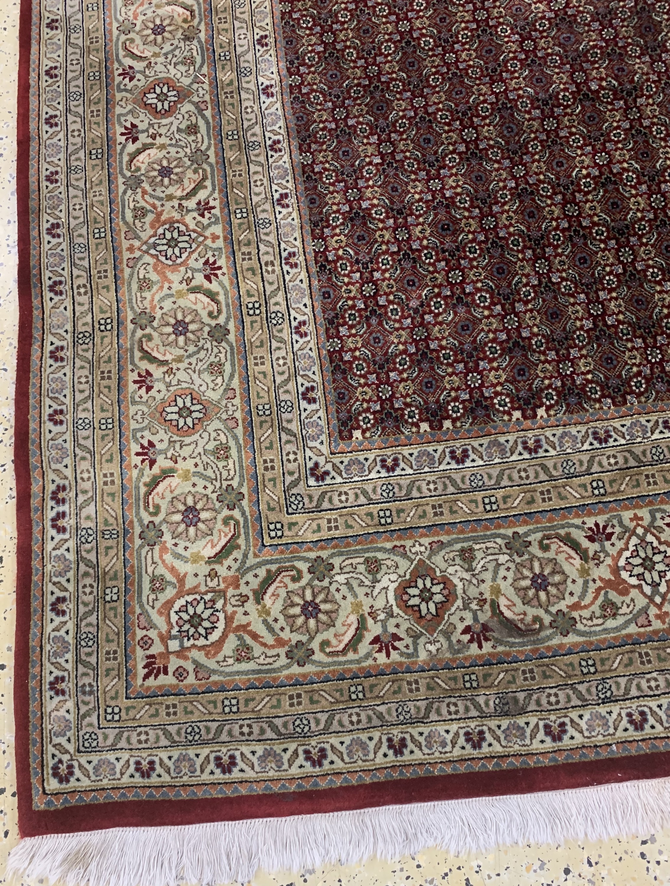 Detail f: Täbriz fein, Indien, Ende 20.Jhd, Korkwollemit Seide, ca. 345 x 250 cm, EHZ: 2