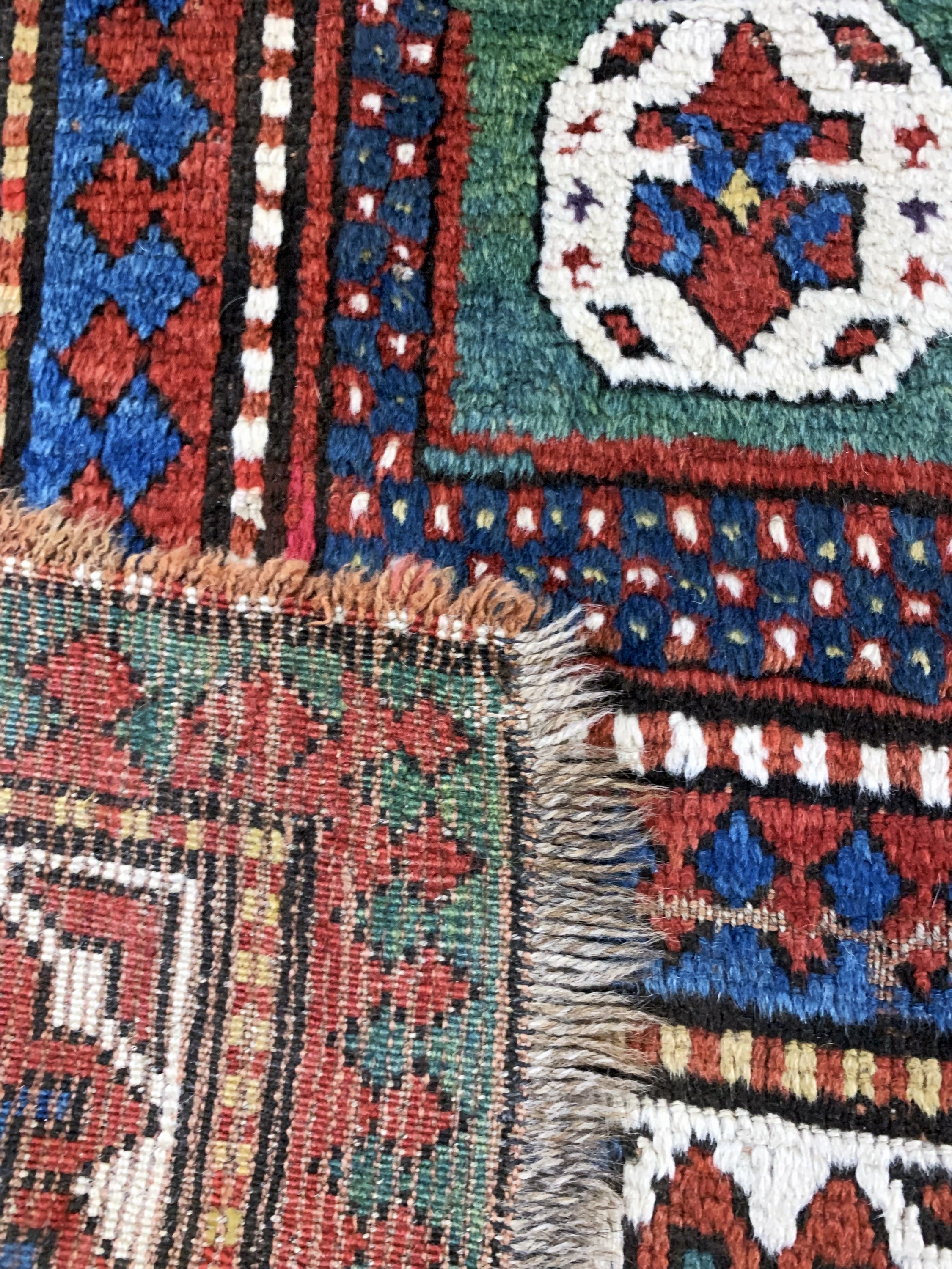 Detail e: Antiker Kazak Fragment, Kaukasus, 19.Jhd, Wolle auf Wolle, ca. 210 x 140 cm, EHZ: 4