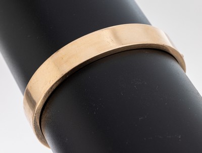 Image 14 kt Gold Armreif, GG 585/000, hohl gearbeitet, B. ca. 11.2 mm, ca. 6 x 5.2 cm, ...