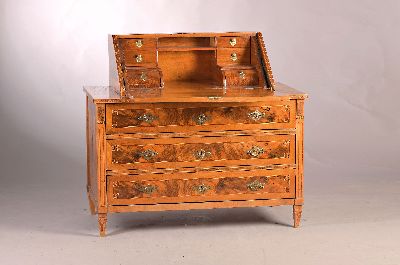26996403a - Schreibkommode, Barock, 1770/80, Nußbaumfurnier, mit Schreibklappenaufsatz, Unterteil ...