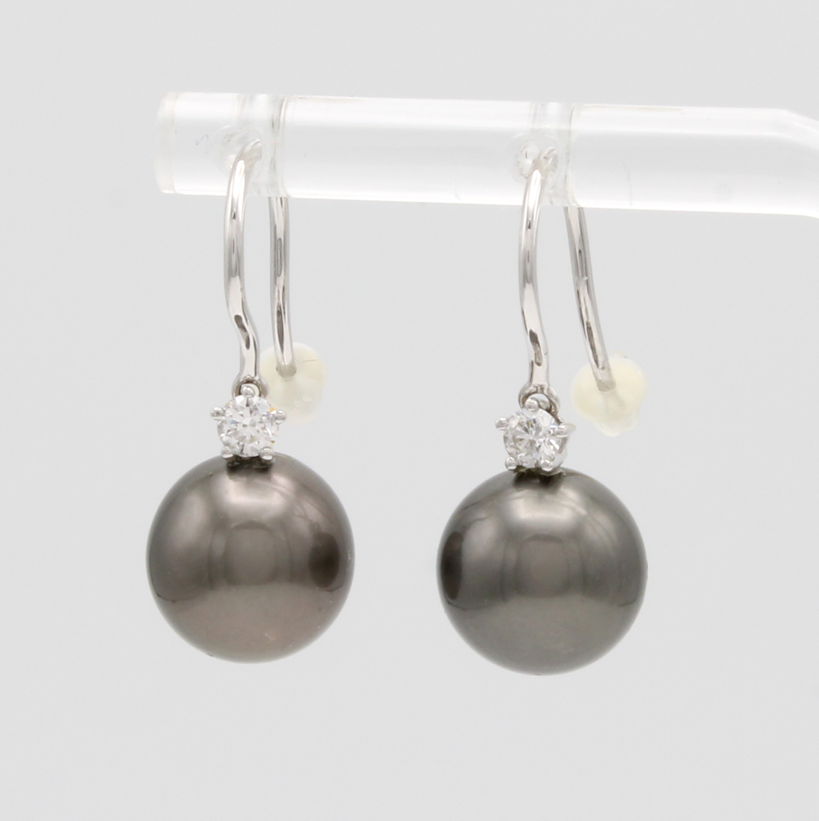 Image 26996517 - Paar Ohrgehänge mit Brillanten und Tahiti- zuchtperlen, WG 585/000, 2 Brill. zus. ca. ...
