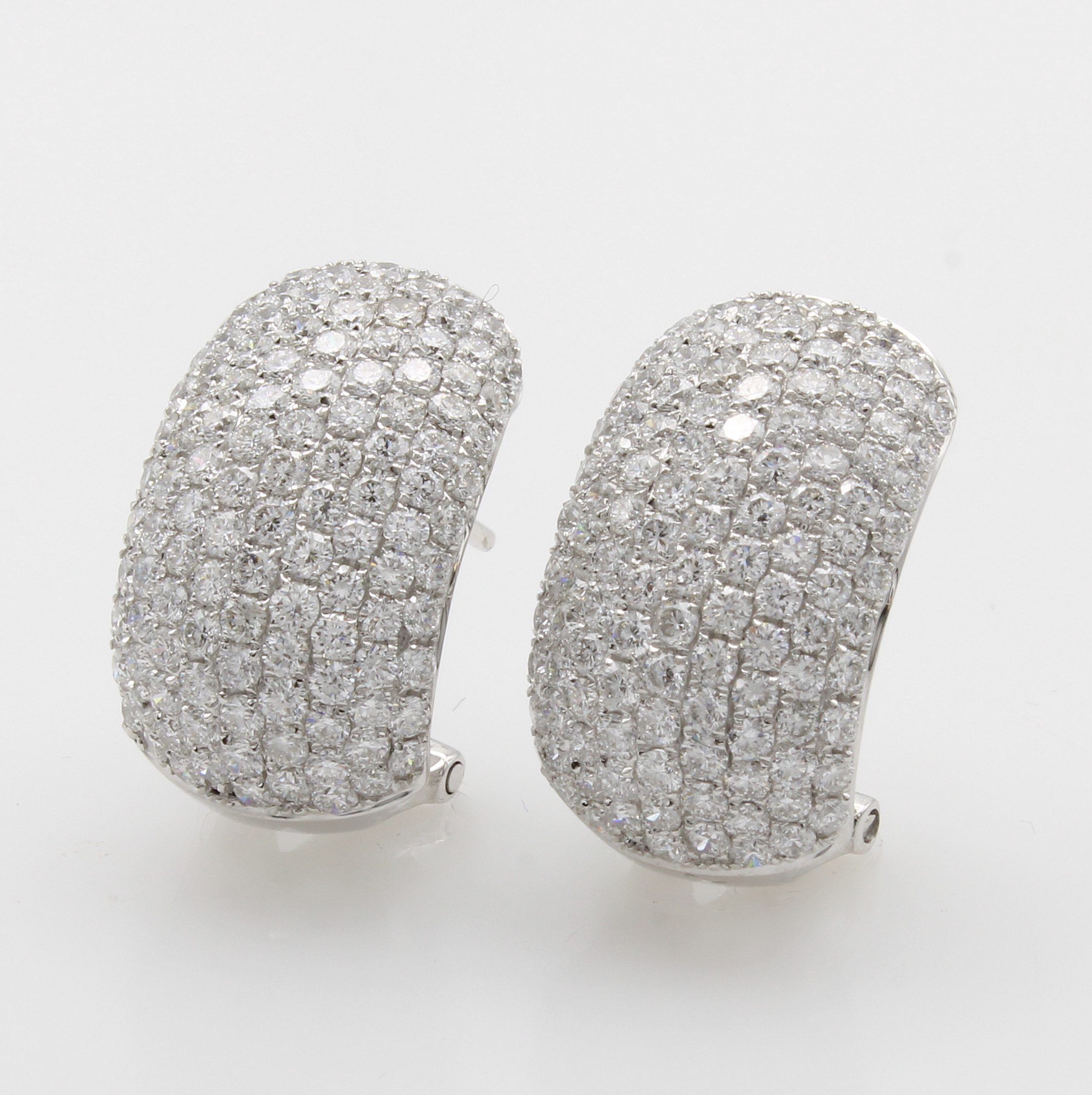 Image 26996700 - Paar Ohrstecker mit Brillanten, WG 750/000, 228 Brill. zus. ca. 3.49 ct feines Weiß/si, ...