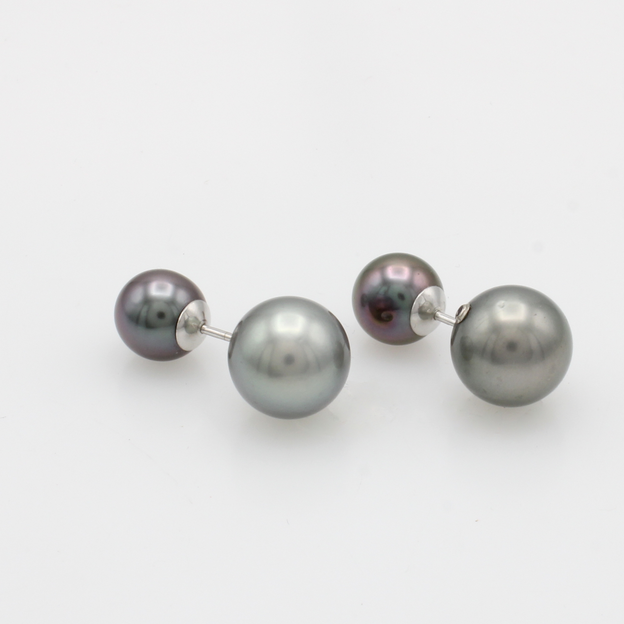 Image 26996705 - Paar Ohrstecker ´Double Face´ mit Tahitizuchtperlen, WG 750/000, runde Perlen v. ...