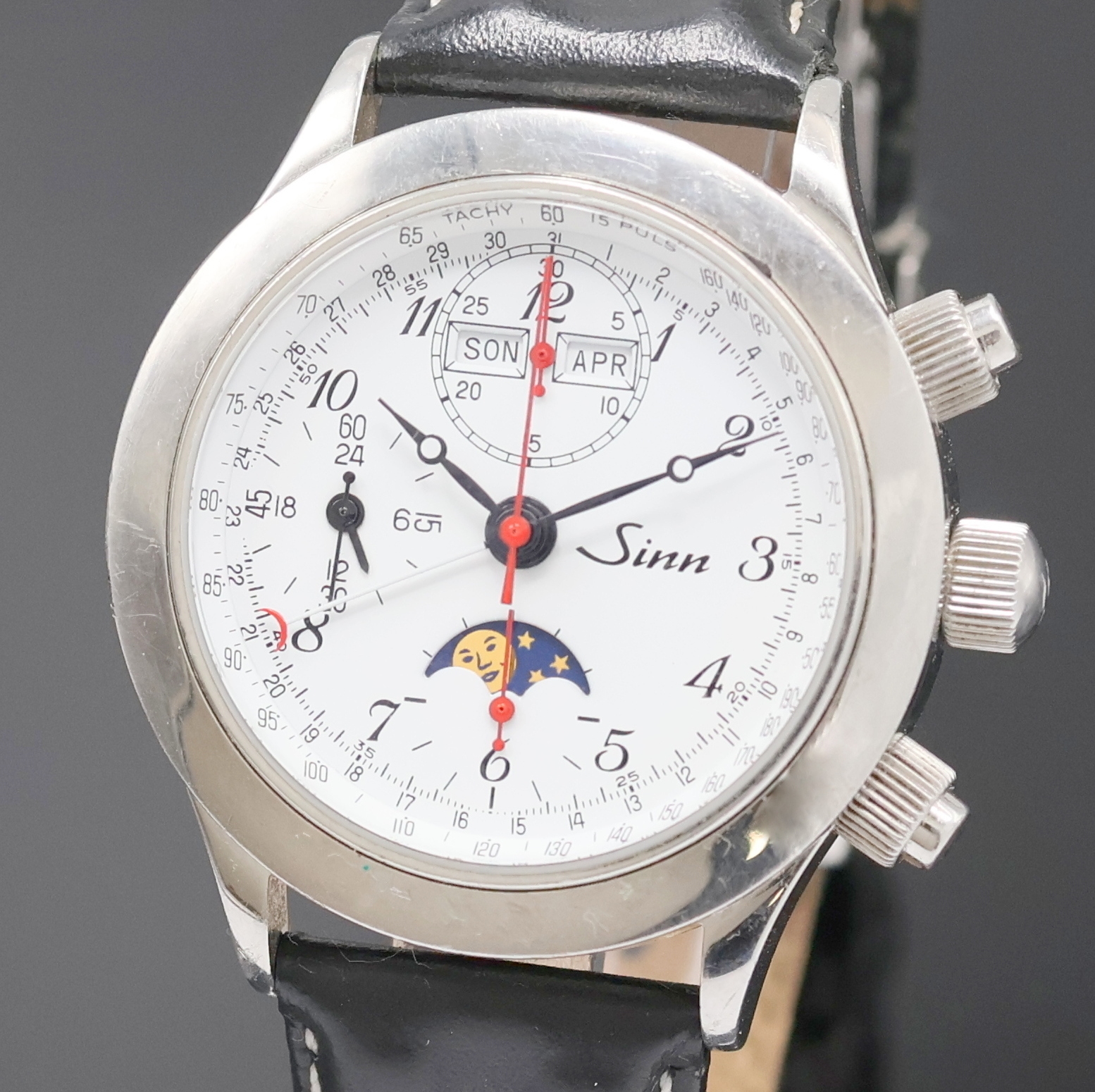 Detail a: SINN Armbandchronograph mit Vollkalender Referenz 6026, Deutschland um 1995, Automatik, Edelstahlgeh. beids. vergl., Boden u. Krone verschr., ...