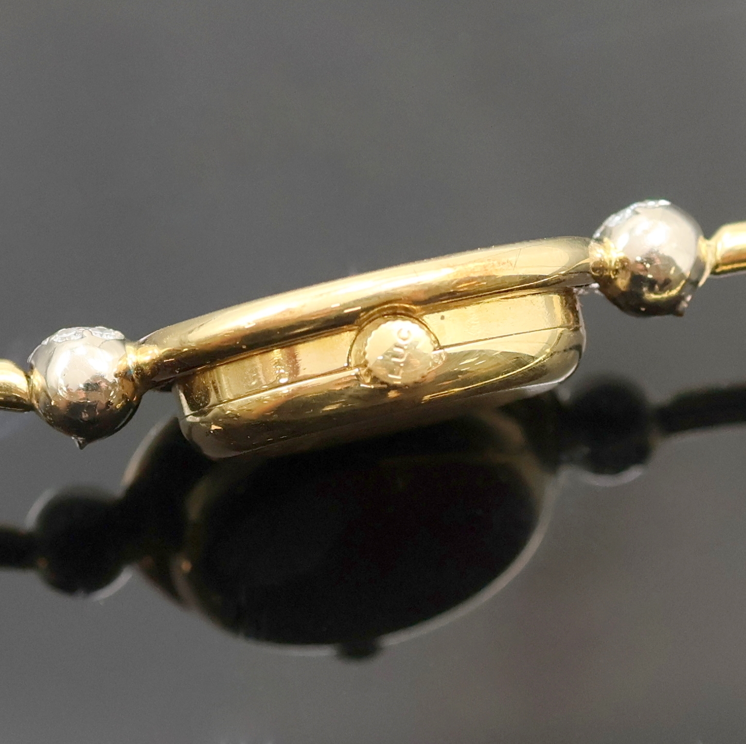 Detail c: CHOPARD ausgefallene Damenarmbanduhr in GG 750/000 mit Diamanten Referenz 5045 1, Schweiz um 1985, Handaufzug, Boden aufgedr., Bandanstöße m. ...
