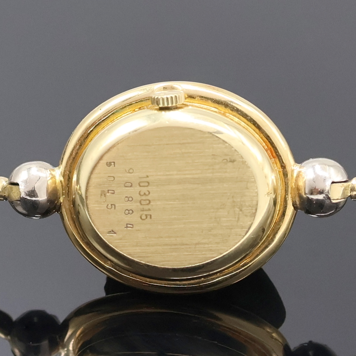 Detail d: CHOPARD ausgefallene Damenarmbanduhr in GG 750/000 mit Diamanten Referenz 5045 1, Schweiz um 1985, Handaufzug, Boden aufgedr., Bandanstöße m. ...