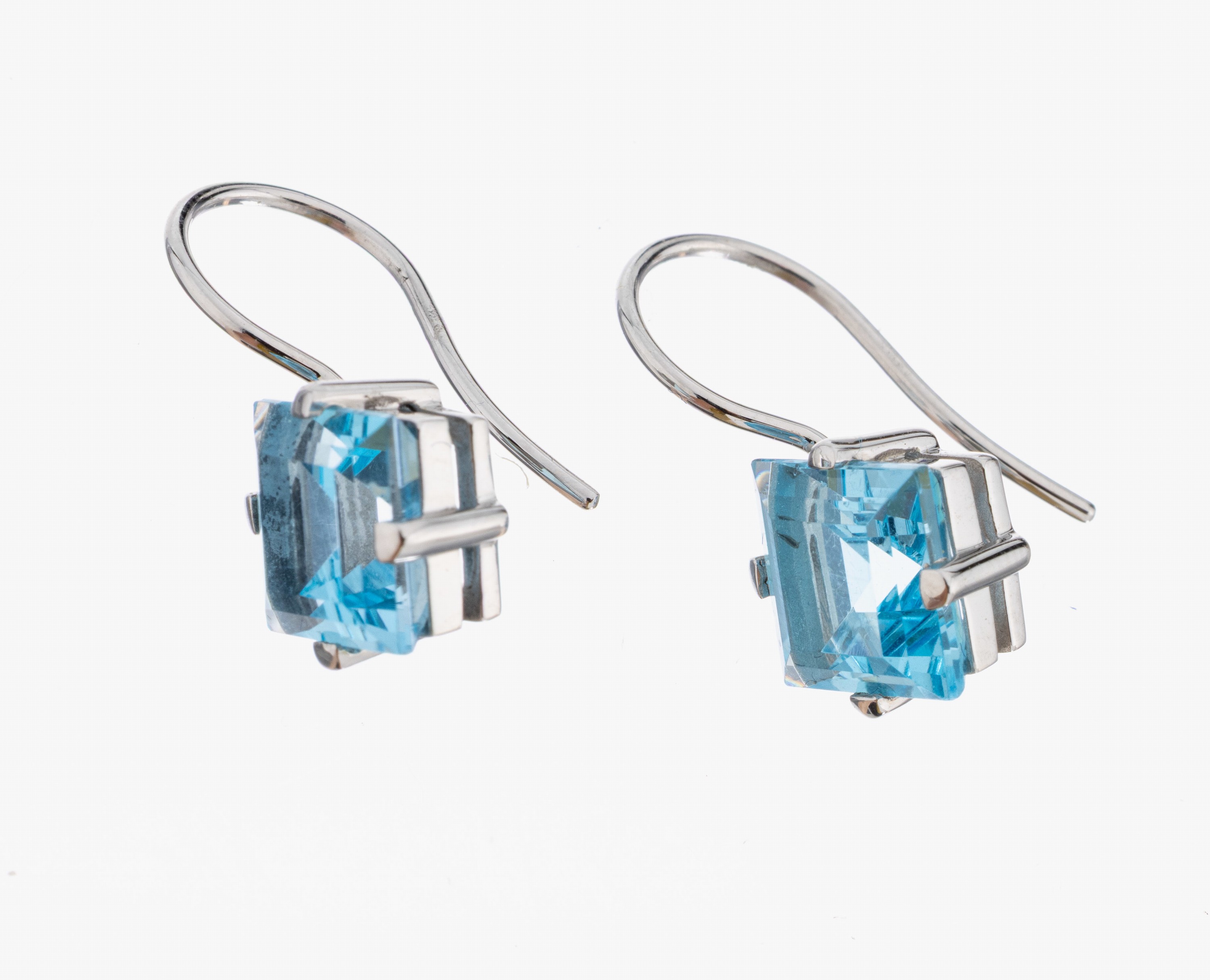 Image 26997416 - Paar 14 kt Gold Topas-Ohrhänger, WG 585/000, schlicht, 2 facett. ...