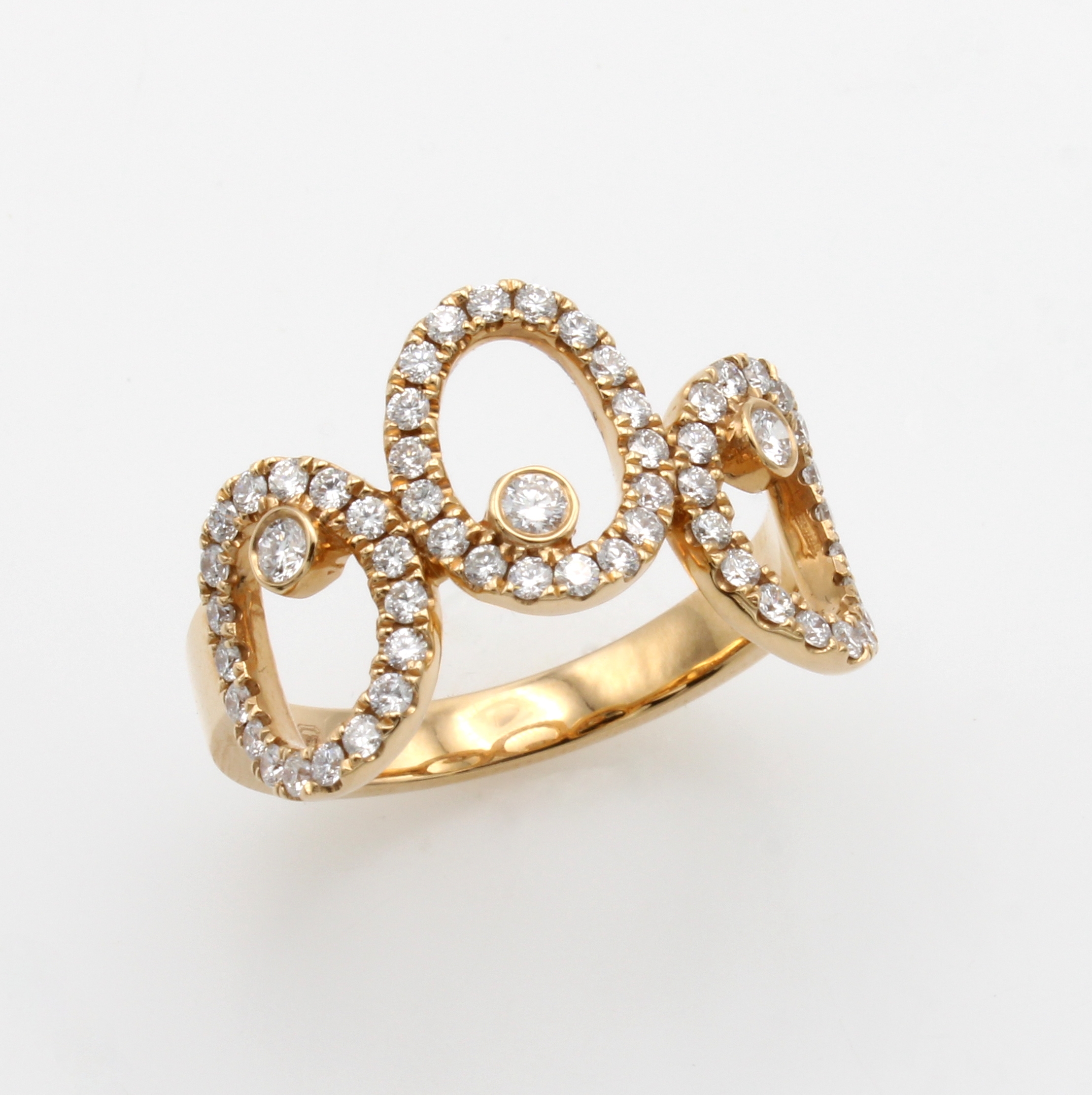 Image 26997750 - Ring mit Brillanten, RG 750/000, ovale Elemente bes. m. 3 Brill. zus. ca. 0.09 ct und54 ...