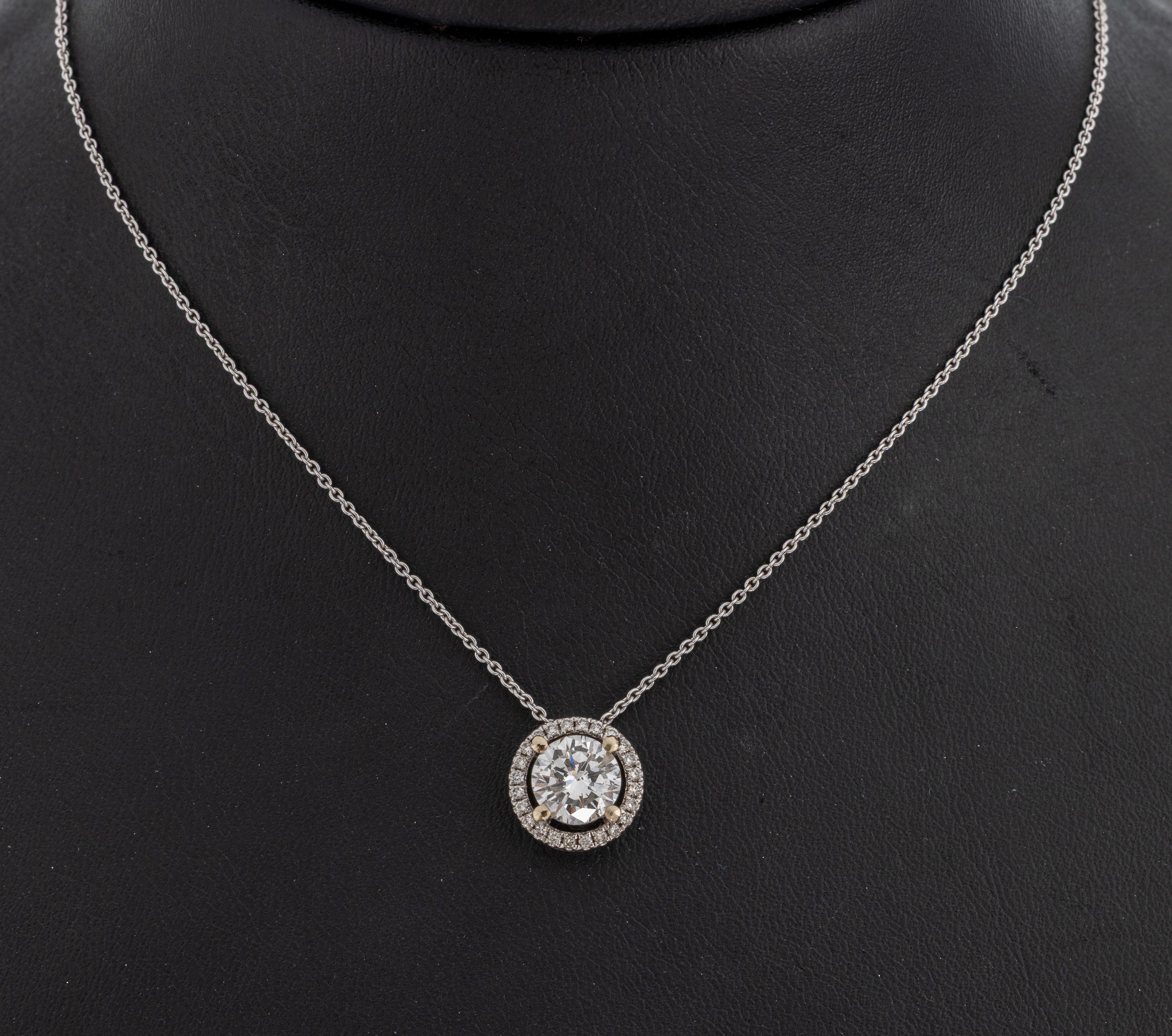 Image 26997834 - 18 kt Gold Brillant-Collier, WG 750/000, bewegl. rundes Mittelteil, mittig erhaben ...