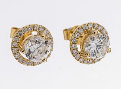 Image Paar 18 kt Gold Brillant-Ohrstecker, GG 750/000, 2 Brillanten zus. ca. 1.77 ct ...