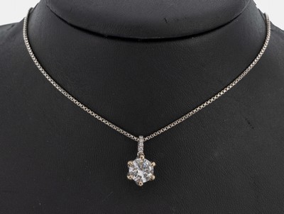 Image 18 kt Gold Brillant-Anhänger, WG 750/000, Brillant ca. 1.82 ct Weiß/p1-2, Öse mit 5 ...