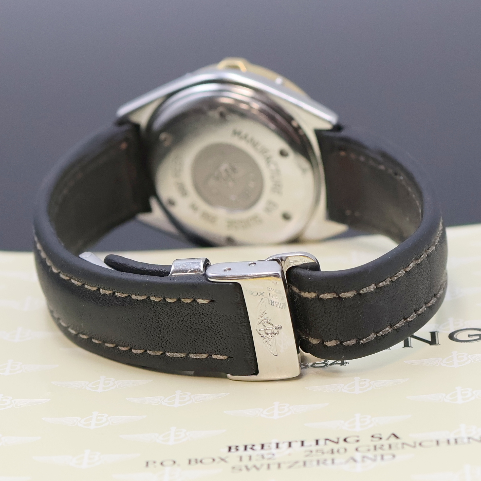Detail b: BREITLING Lady J Damenarmbanduhr Referenz D52065, quarz, verschr. Edelstahlgeh., eins. rast. drehb. Gold-Lünette, Lederband m. orig. Faltschl., ...