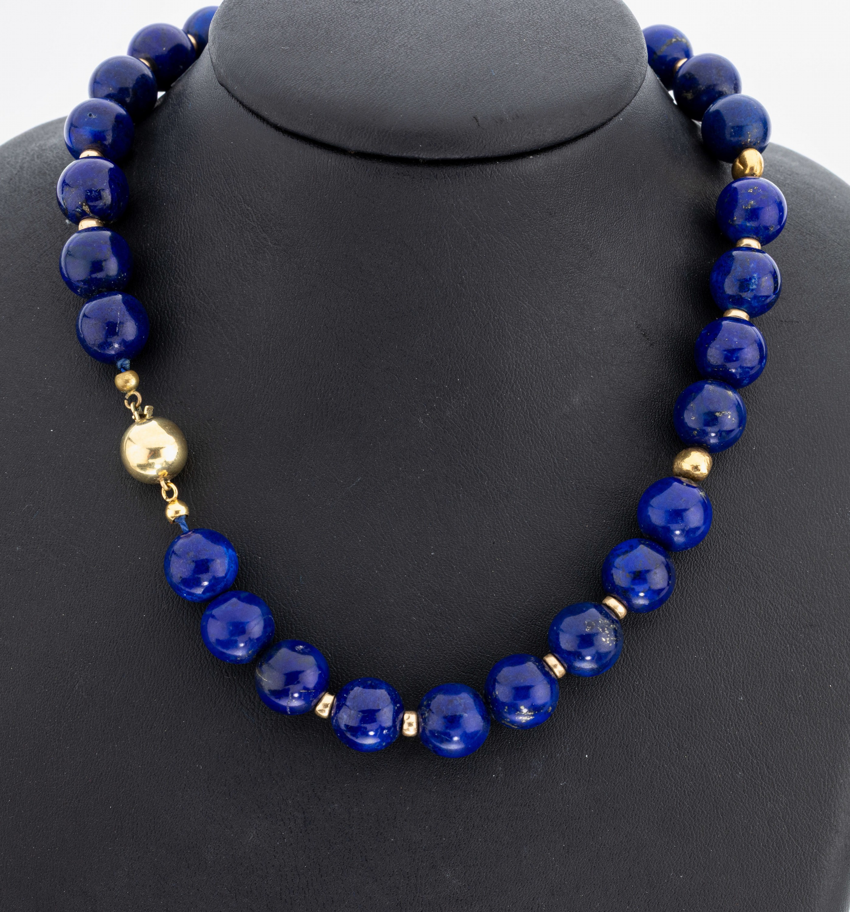 Image 26998797 - 14 kt Gold Lapislazuli-Collier, GG 585/000,Lapislazuli-Kugeln mit Pyrit-Einschlüssen, ...