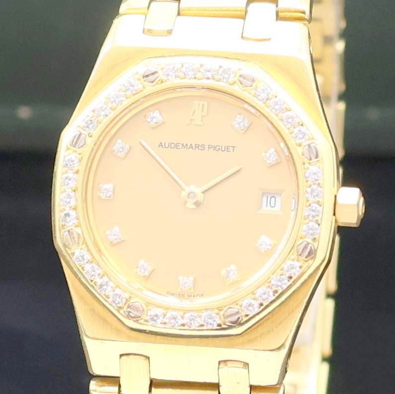 Detail a: AUDEMARS Piguet Royal Oak Damenarmbanduhr in GG 750/000 mit Diamanten, Schweiz um 1990, quarz, 8-fach verschr. Geh., integr. orig. Gliederband m. ...