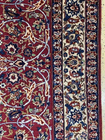 26998980d - Yazd signed, Persia, mid-20th century, wool oncotton, approx. 298 x 198 cm, condition: ...