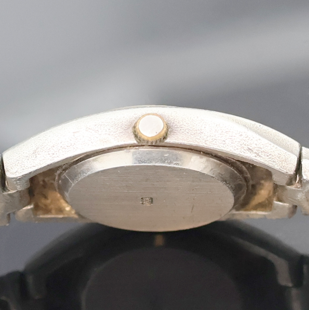 Detail c: LAPPONIA Designer-Damenarmbanduhr in 925er Silber, Schweiz um 1985, quarz, Boden aufgedr., silb. Zifferbl. fl., 4 schwarze Std.-Ind., silb. Zeiger, ...