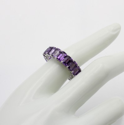 26999557a - Memoryring mit Amethysten, 925er Silber, achteck. Amethyste zus. ca. 11.50 ct, RW ca. 58 ...