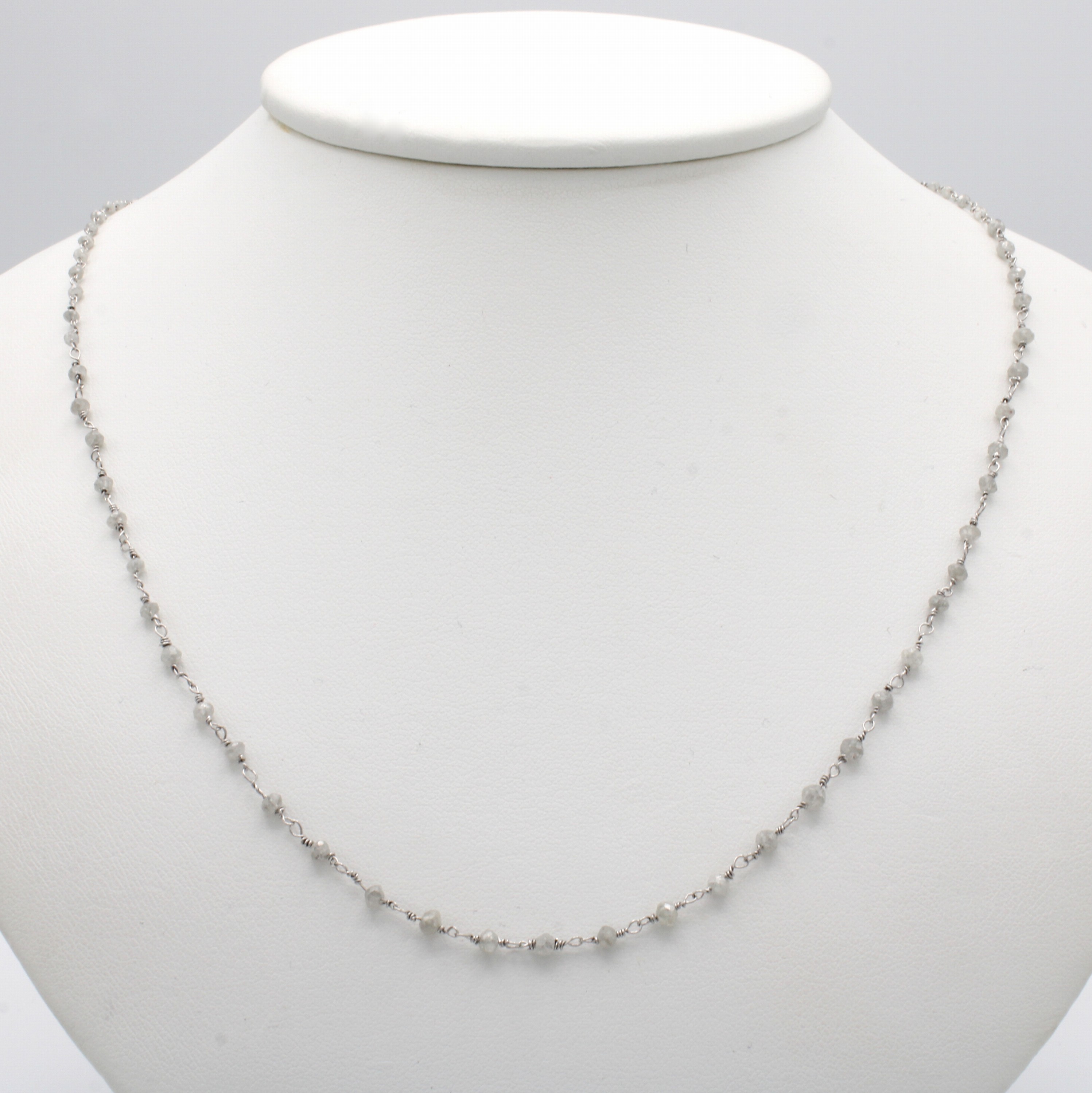 Image 26999684 - Diamantcollier, WG 585/000, graue Diamant- rondelle, Federringschl., L. ca. 48 cm ...