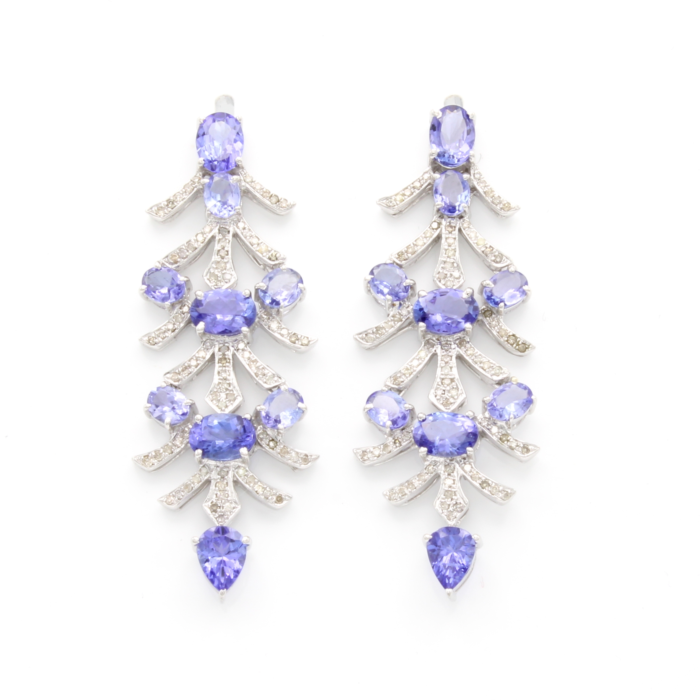 Image 26999693 - Paar Ohrstecker mit Tansaniten und Diamanten, 925er Silber, gefächerter Aufbau, ovale ...