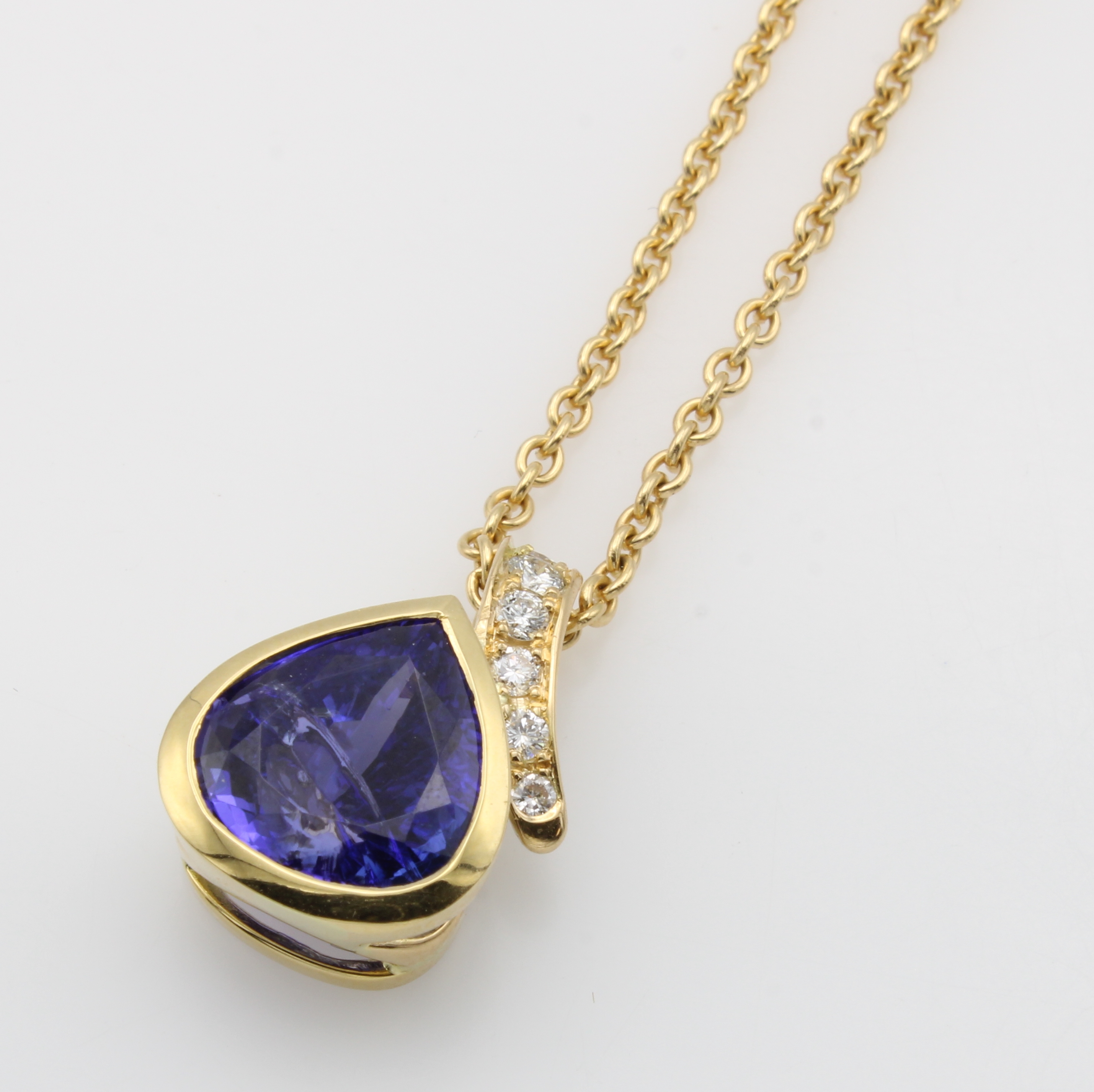 Image 27000440 - Anhänger mit Tansanit und Brillanten an Kette, GG 750/000, Tansanittropfen ca. 7.07 ct, ...