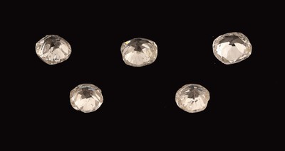 27000472a - Lot 5 lose Altschliffdiamanten, zus. ca. 1.37 ct l.get.Weiß-get.Weiß/p 1 Schätzpreis: ...