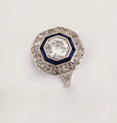 27000566c - Platin Art Deco Diamant-Saphir-Ring, um 1925-30er Jahre, Pt, oktogonaler Ringkopf, ...