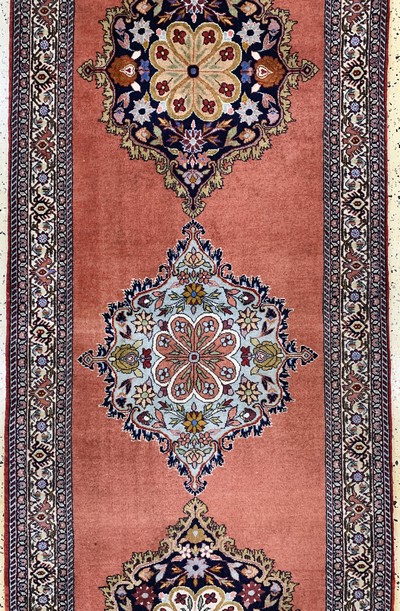 27000610c - Bidjar fein, Persien, Ende 20.Jhd., Korkwolle, ca. 385 x 92 cm, EHZ: 2 Schätzpreis: ...