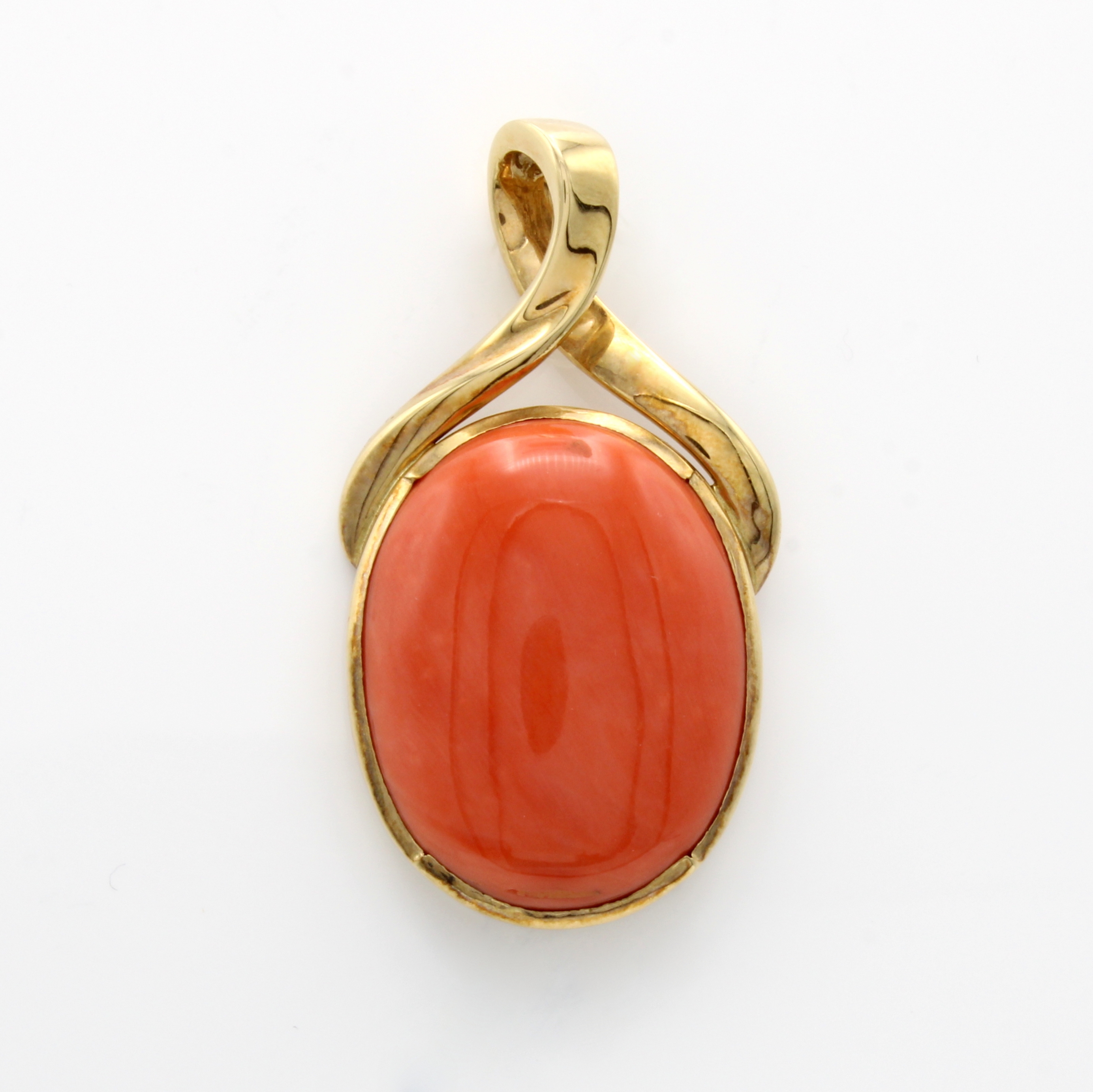 Image 27000881 - Anhänger mit Koralle, GG 585/000, Maße ca. 26x21 mm, Versand nur innerhalb der EU ...