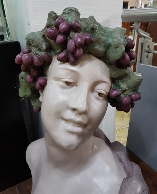 27000834b - Große Büste des Bacchus, Frankreich, um 1900, Gipsguss bunt gefaßt, monogrammiert ...