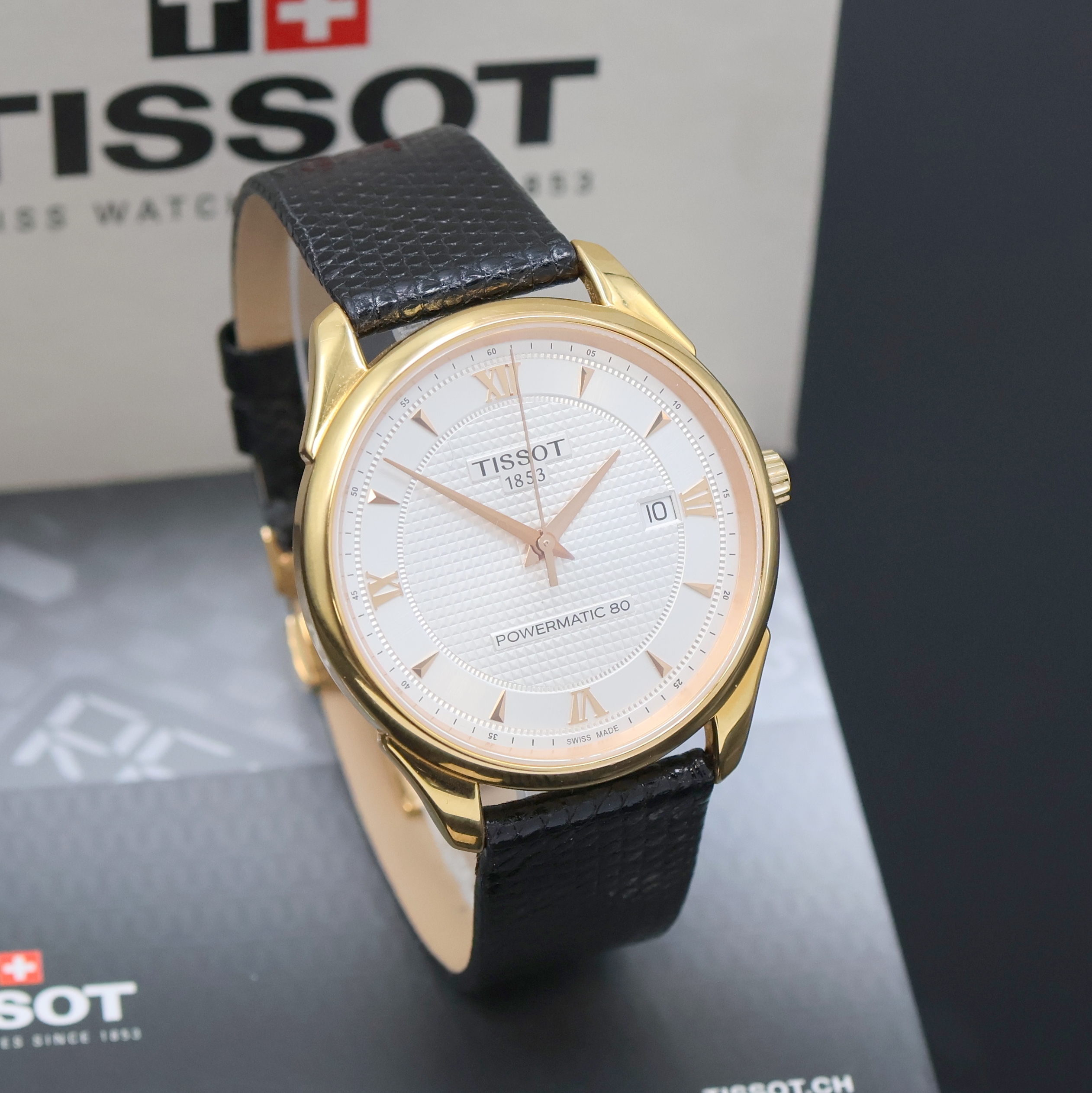 Detail b: TISSOT Herrenarmbanduhr Vintage Powermatic 80 in RG 750/000 Referenz T920407A, Automatik, Schweiz um 2017, 2-teil. Geh. beids. vergl., Boden 4-fach ...