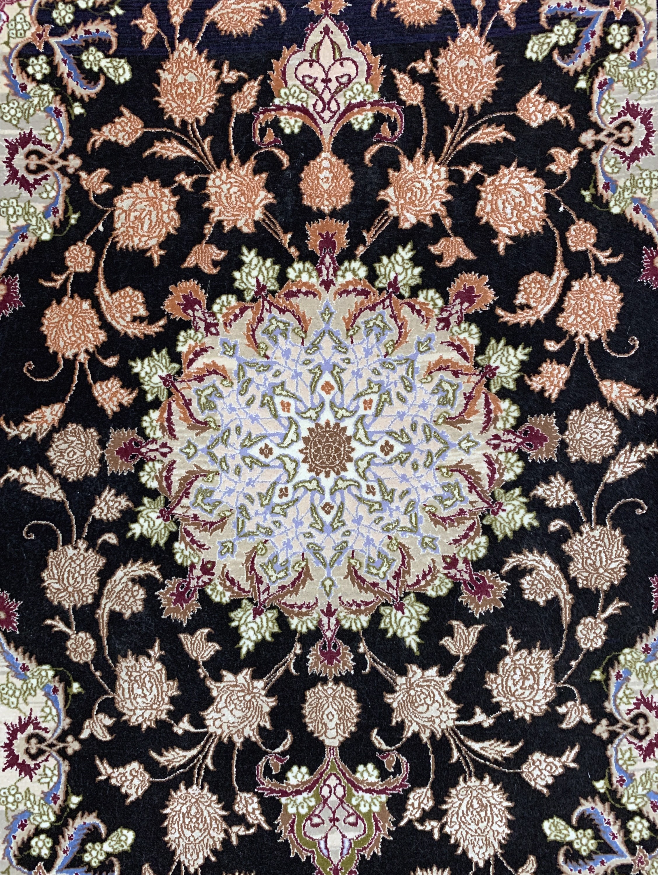 Detail b: Esfahan fein, Persien, Ende 20.Jhd, Korkwolle mit und auf Seide, ca. 167 x 107 cm,ca. 1,0 Mio. Kn/qm, EHZ: 1-2