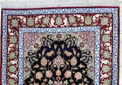 27001041a - Esfahan fein, Persien, Ende 20.Jhd, Korkwolle mit und auf Seide, ca. 167 x 107 cm,ca. ...