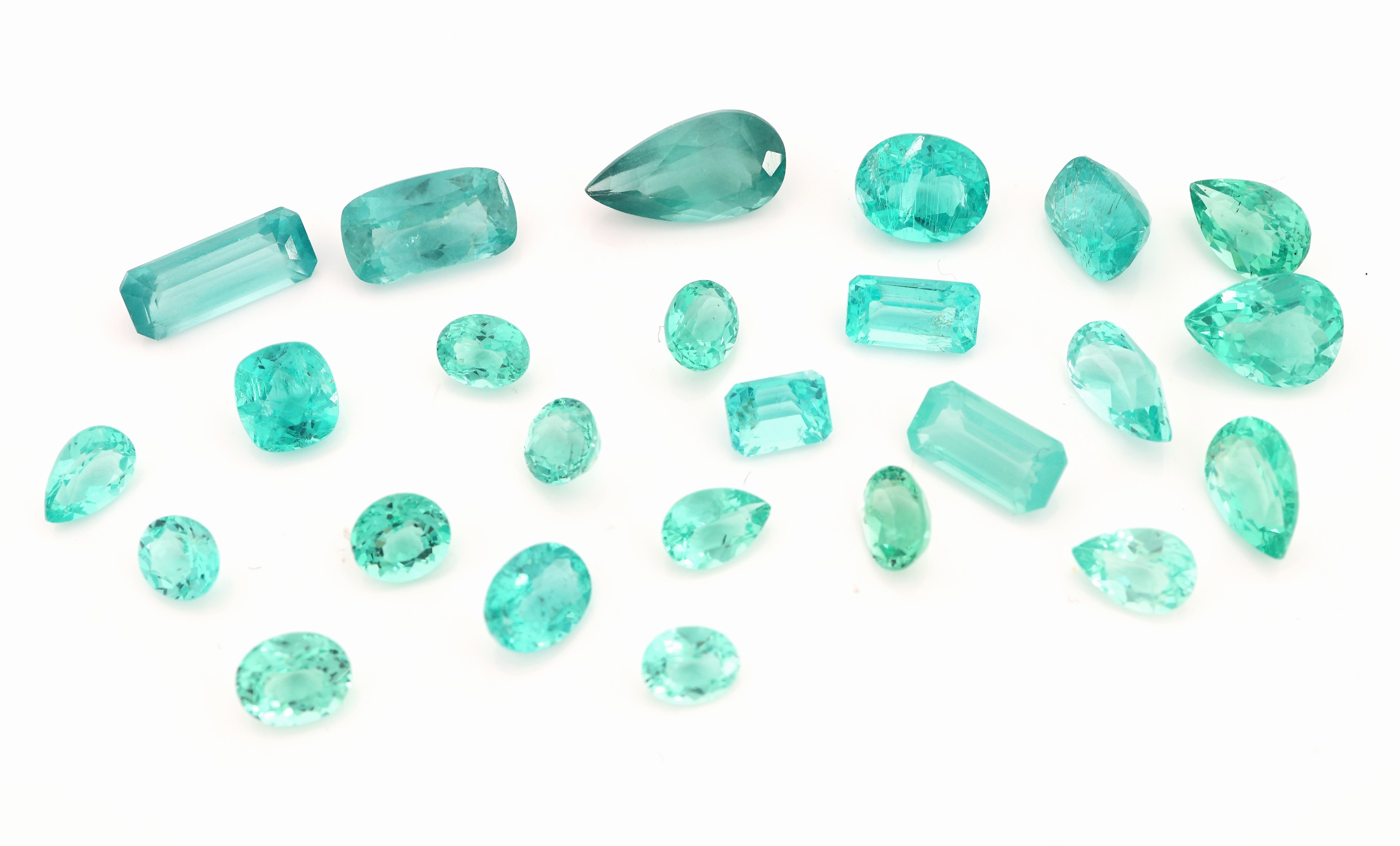 Image 27001564 - Lot 25 lose facett. Apatite, zus. ca. 28.22 ct, Neonblau/Paraibafarben, 1 x Tropfen 1.86 ...