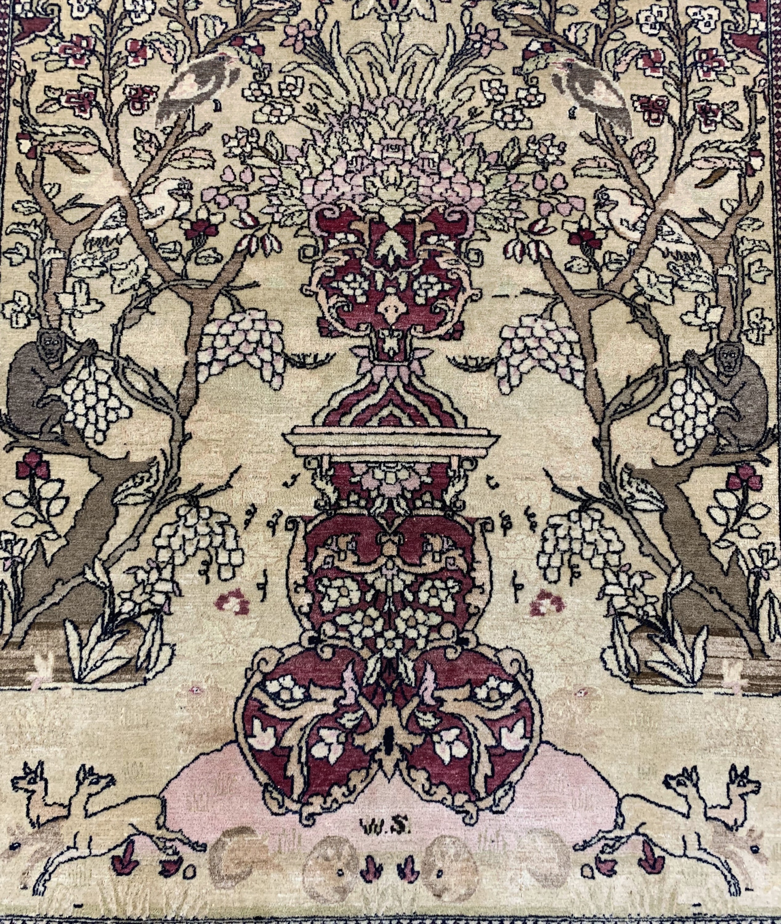Detail c: Esfahan"Ahmad"antik, Persien, 19.Jhd Wolle auf Baumwolle, ca. 200 x 140 cm, EHZ: 2