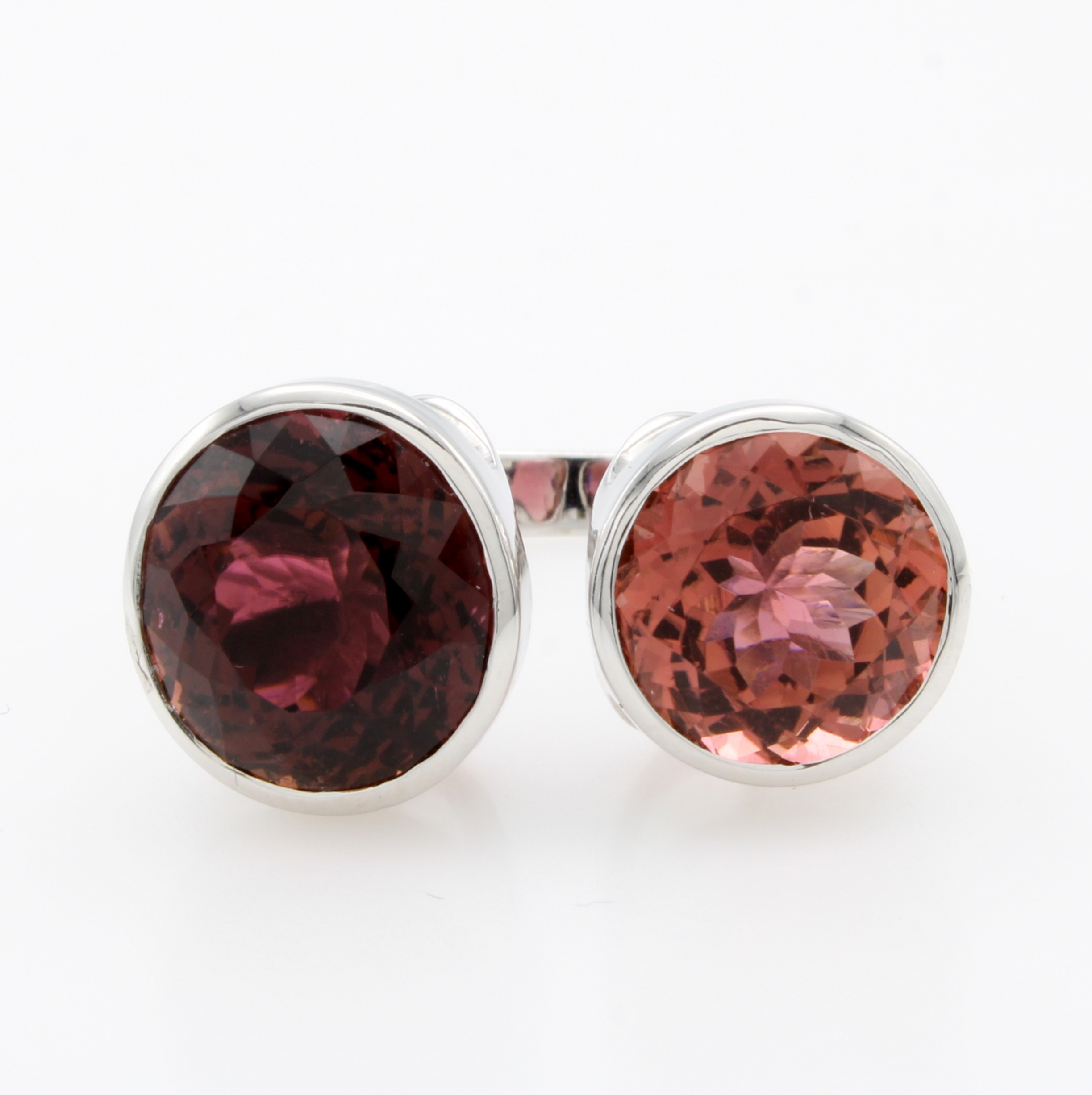 Image 27001574 - Ring mit Turmalinen, WG 750/000, 2 Turmaline in versch. Rosé-Brauntönen zus. ca. 14.9 ...