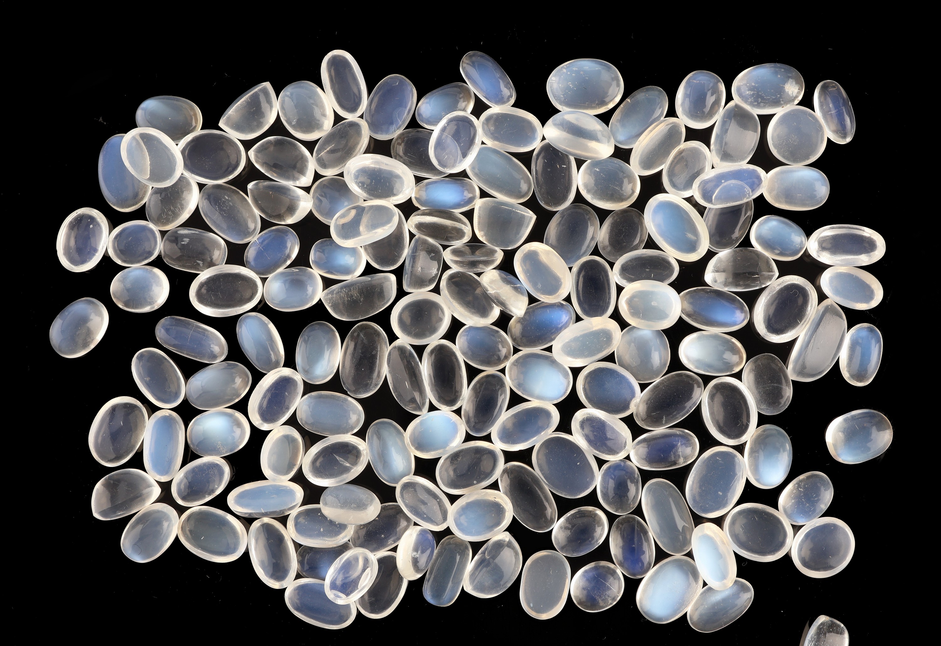 Image 27001925 - Lot lose Mondsteine, ca. 143.36 ct, ovale Cabochons in versch. Größen