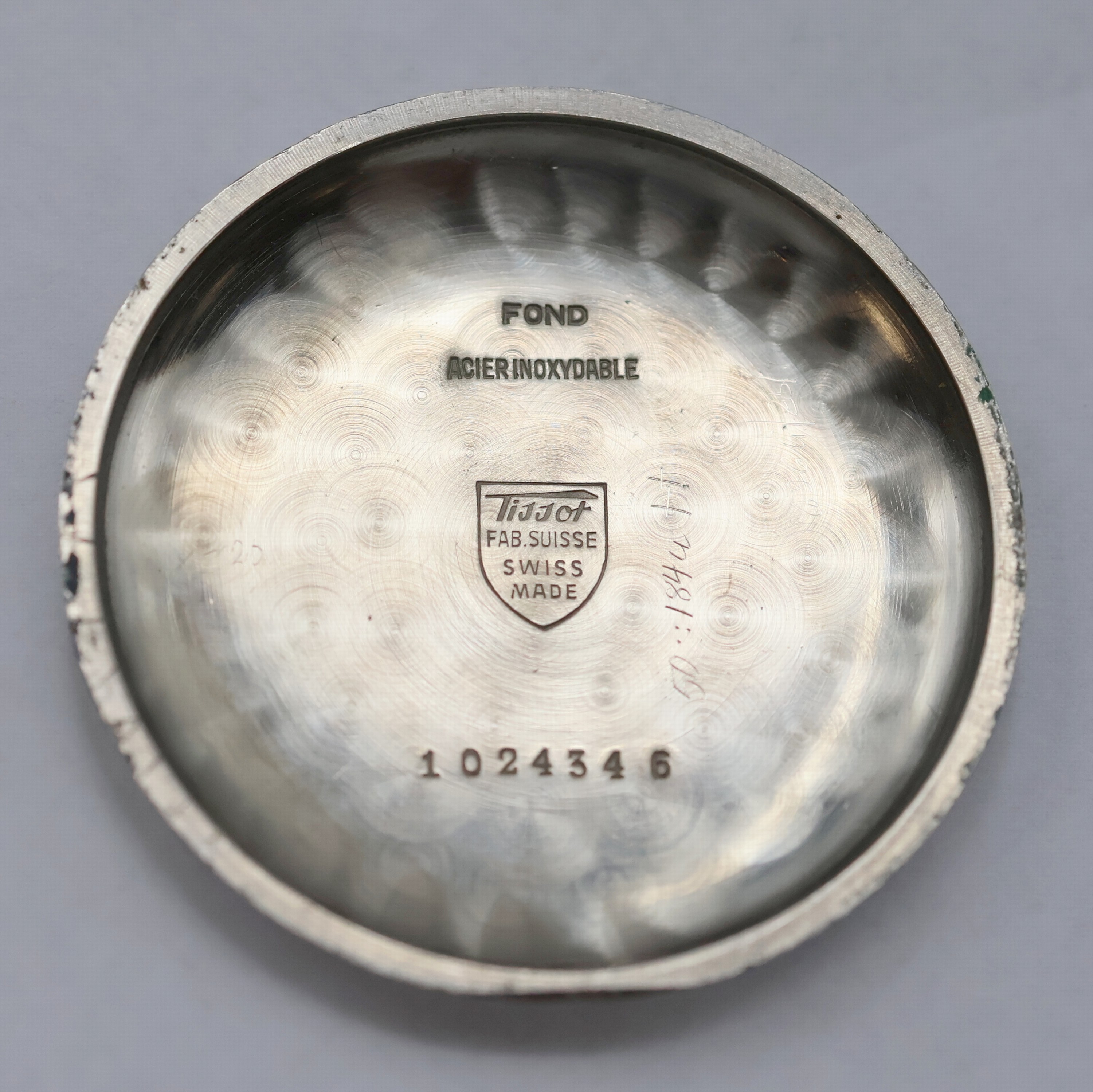 Detail g: TISSOT verchromter Armbandchronograph, Schweiz um 1940, Handaufzug, Stahlboden aufgedr., silb. Zifferbl. rest., orig. gebl. Zeiger, arab. Zahlen, 30 ...