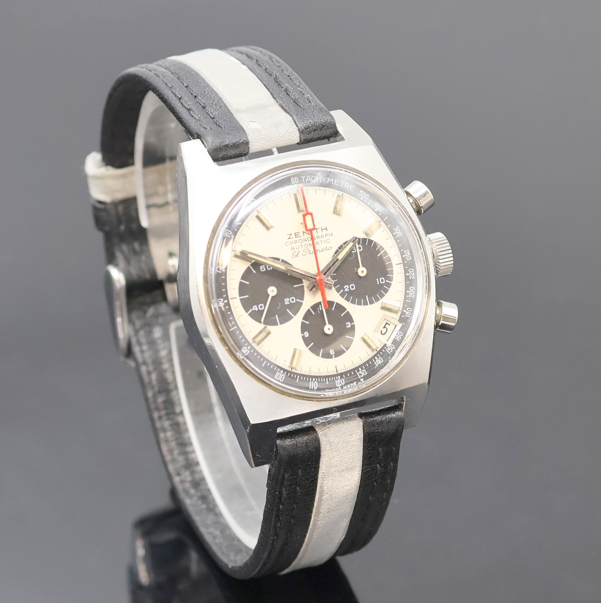Detail b: ZENITH El Primero Armbandchronograph in Stahl, Schweiz um 1970, Automatik, Boden verschr., silb. Zifferbl. m. aufges. silb. Tritium-Ind., silb. ...