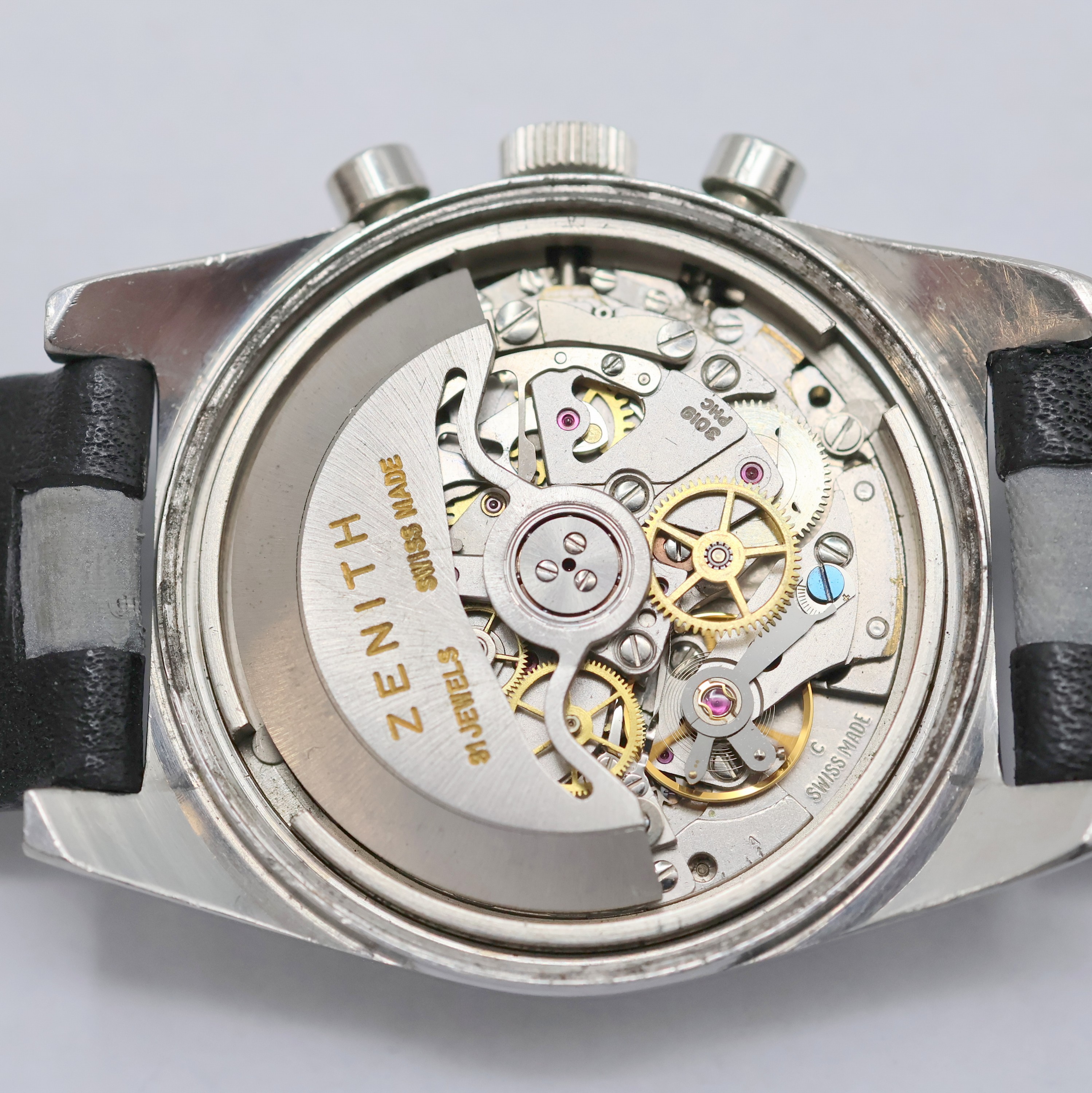 Detail e: ZENITH El Primero Armbandchronograph in Stahl, Schweiz um 1970, Automatik, Boden verschr., silb. Zifferbl. m. aufges. silb. Tritium-Ind., silb. ...